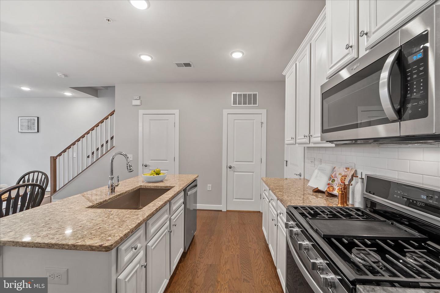13387 LAUNDERS ST #76, HERNDON, Virginia 20171, 3 Bedrooms Bedrooms, ,2 BathroomsBathrooms,Residential,For sale,13387 LAUNDERS ST #76,VAFX2268302 MLS # VAFX2268302