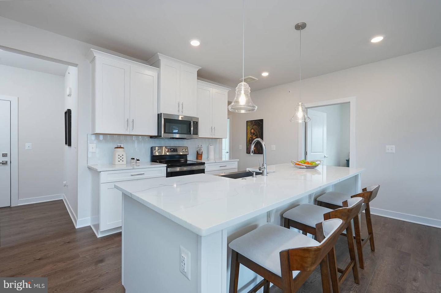 12865 MOSAIC PARK WAY #3Y, HERNDON, Virginia 20171, 2 Bedrooms Bedrooms, ,2 BathroomsBathrooms,Residential,For sale,12865 MOSAIC PARK WAY #3Y,VAFX2268312 MLS # VAFX2268312