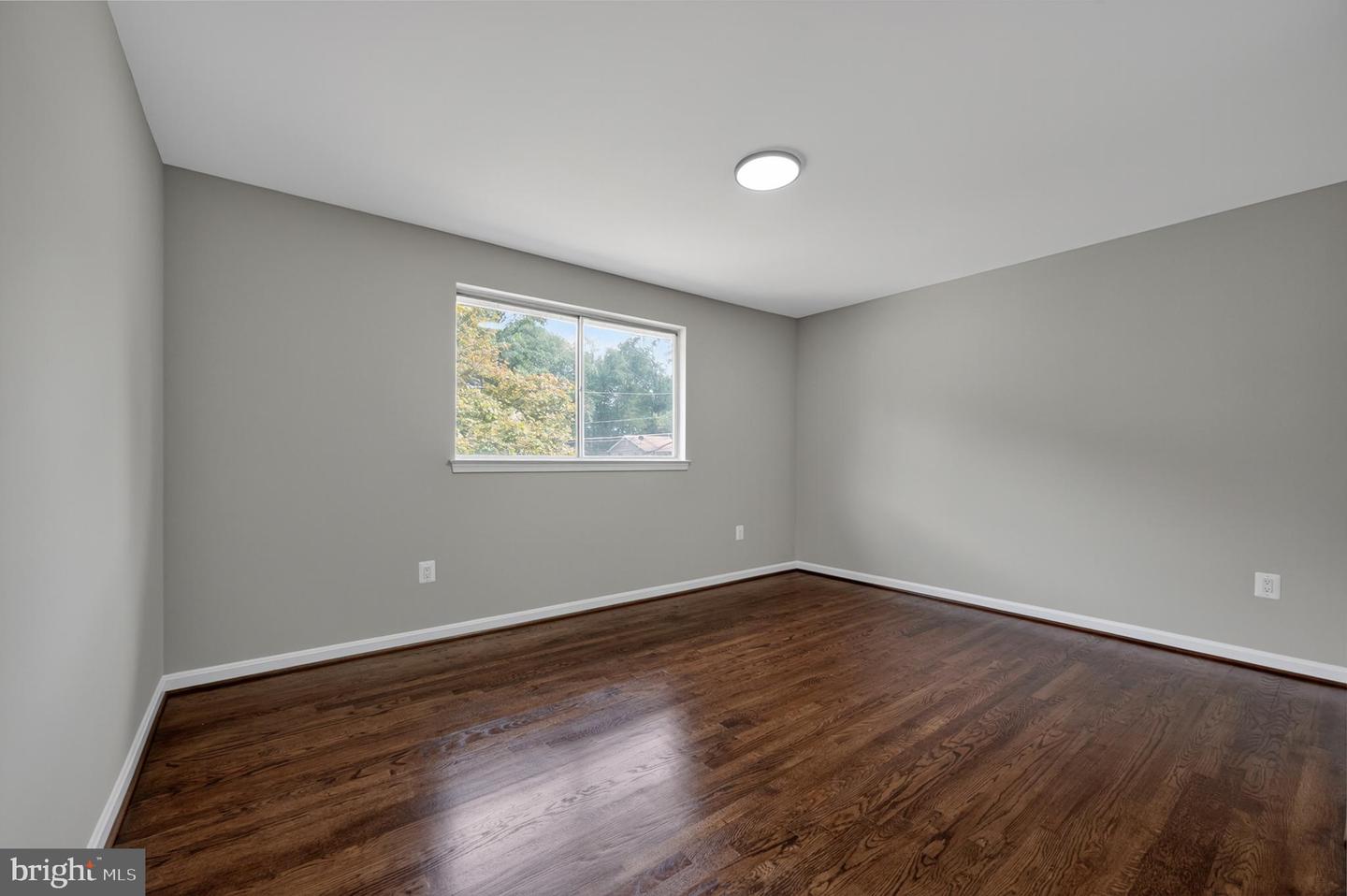 6902 ONTARIO ST, SPRINGFIELD, Virginia 22152, 4 Bedrooms Bedrooms, ,2 BathroomsBathrooms,Residential,For sale,6902 ONTARIO ST,VAFX2268326 MLS # VAFX2268326