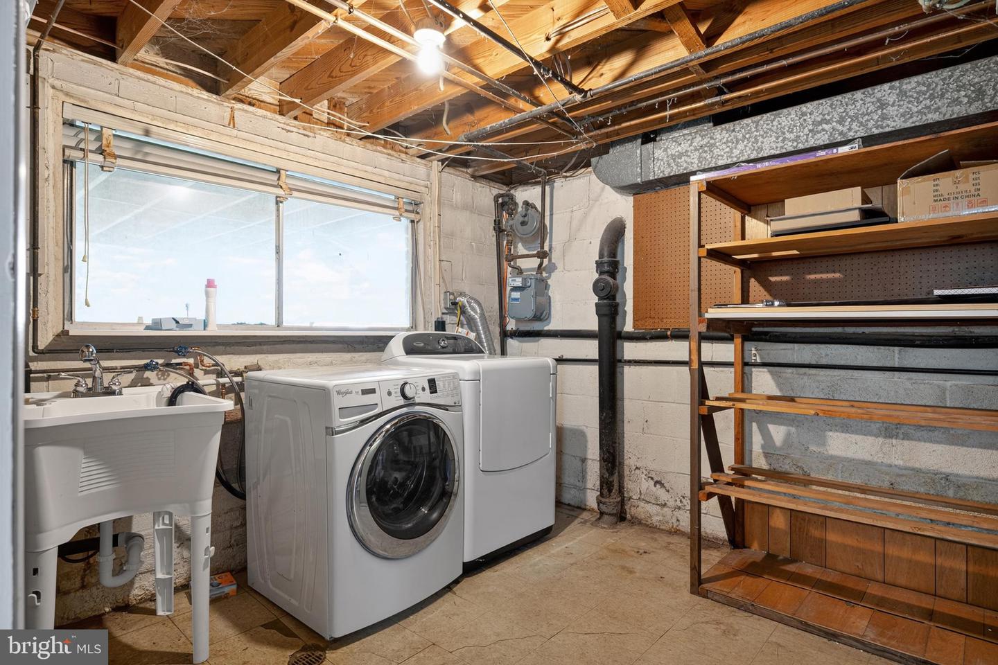 6902 ONTARIO ST, SPRINGFIELD, Virginia 22152, 4 Bedrooms Bedrooms, ,2 BathroomsBathrooms,Residential,For sale,6902 ONTARIO ST,VAFX2268326 MLS # VAFX2268326