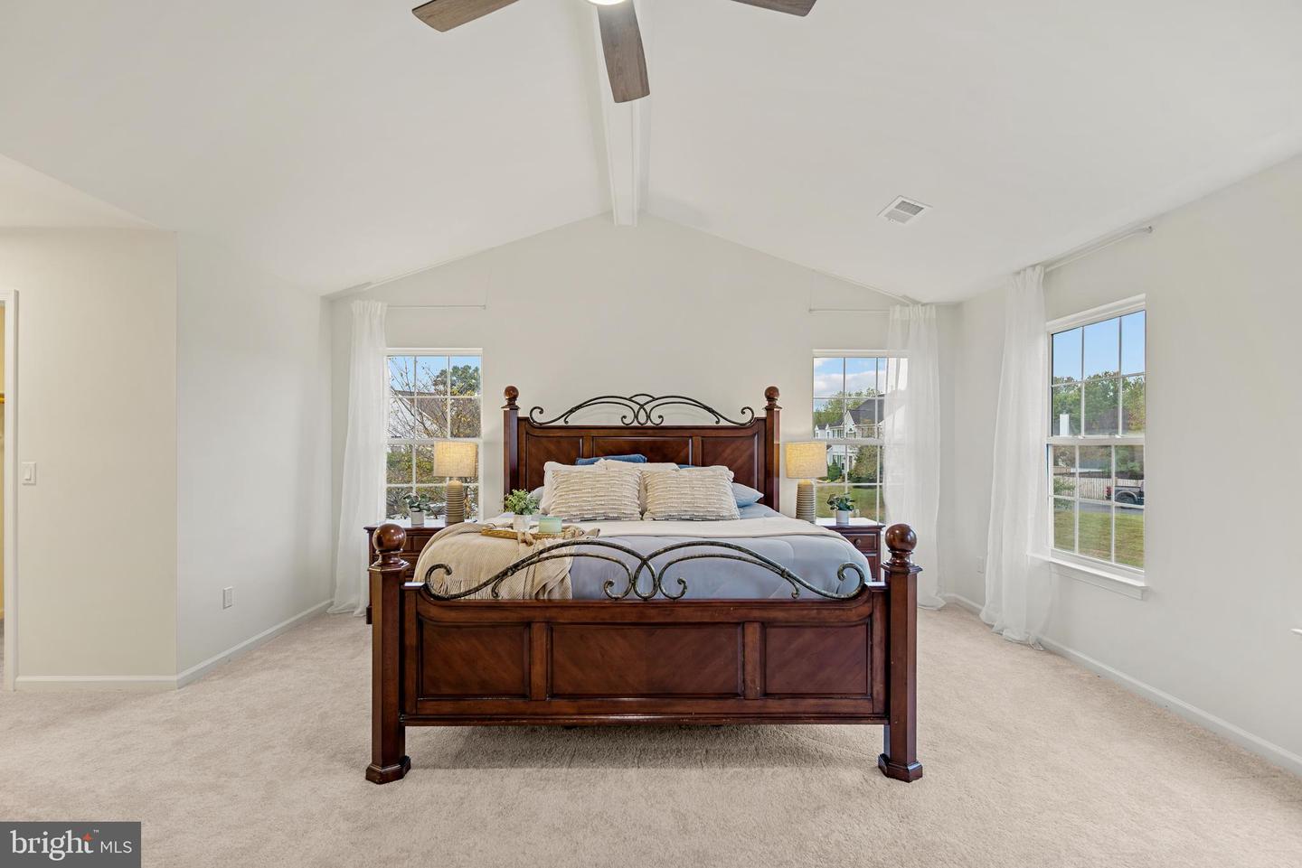 13196 SCOTTISH HUNT LN, BRISTOW, Virginia 20136, 5 Bedrooms Bedrooms, ,3 BathroomsBathrooms,Residential,For sale,13196 SCOTTISH HUNT LN,VAPW2104422 MLS # VAPW2104422