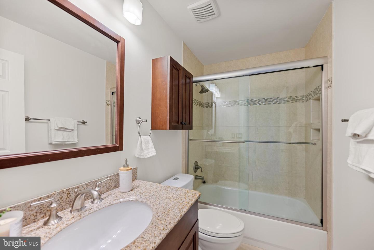 13196 SCOTTISH HUNT LN, BRISTOW, Virginia 20136, 5 Bedrooms Bedrooms, ,3 BathroomsBathrooms,Residential,For sale,13196 SCOTTISH HUNT LN,VAPW2104422 MLS # VAPW2104422