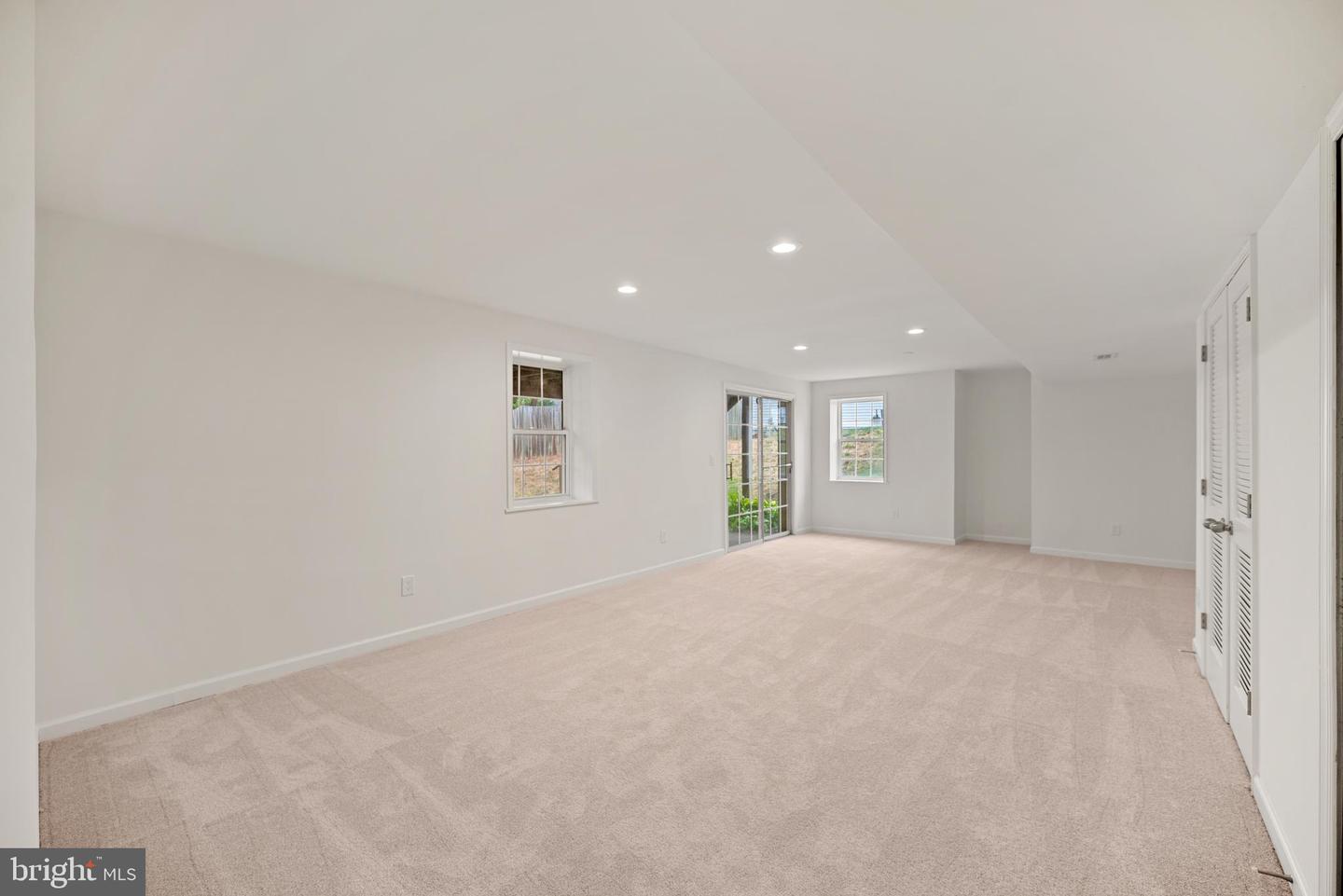 13196 SCOTTISH HUNT LN, BRISTOW, Virginia 20136, 5 Bedrooms Bedrooms, ,3 BathroomsBathrooms,Residential,For sale,13196 SCOTTISH HUNT LN,VAPW2104422 MLS # VAPW2104422
