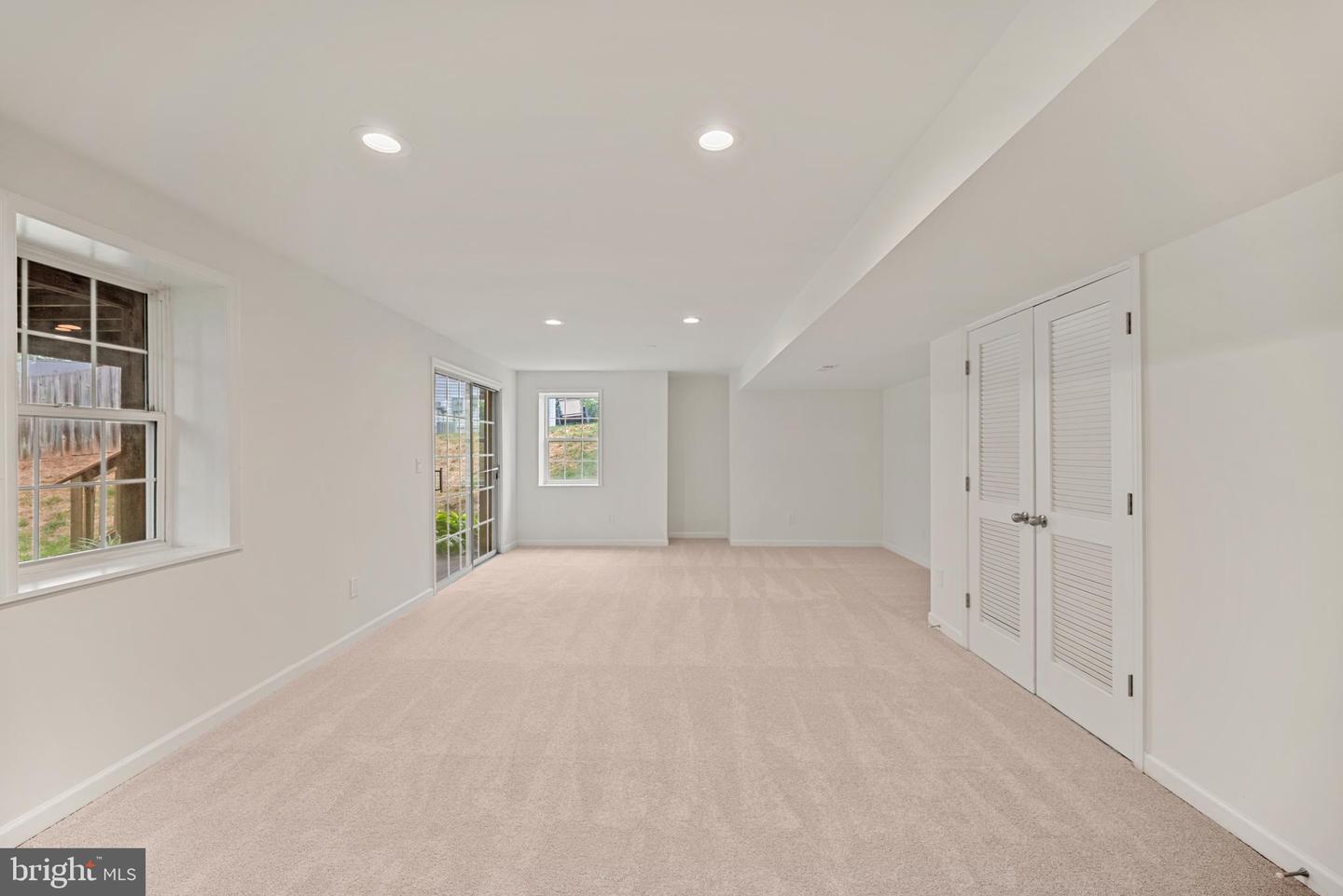 13196 SCOTTISH HUNT LN, BRISTOW, Virginia 20136, 5 Bedrooms Bedrooms, ,3 BathroomsBathrooms,Residential,For sale,13196 SCOTTISH HUNT LN,VAPW2104422 MLS # VAPW2104422
