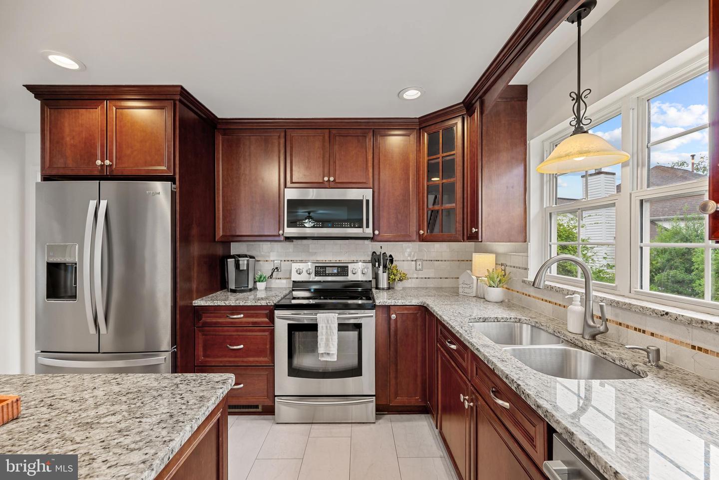 13196 SCOTTISH HUNT LN, BRISTOW, Virginia 20136, 5 Bedrooms Bedrooms, ,3 BathroomsBathrooms,Residential,For sale,13196 SCOTTISH HUNT LN,VAPW2104422 MLS # VAPW2104422
