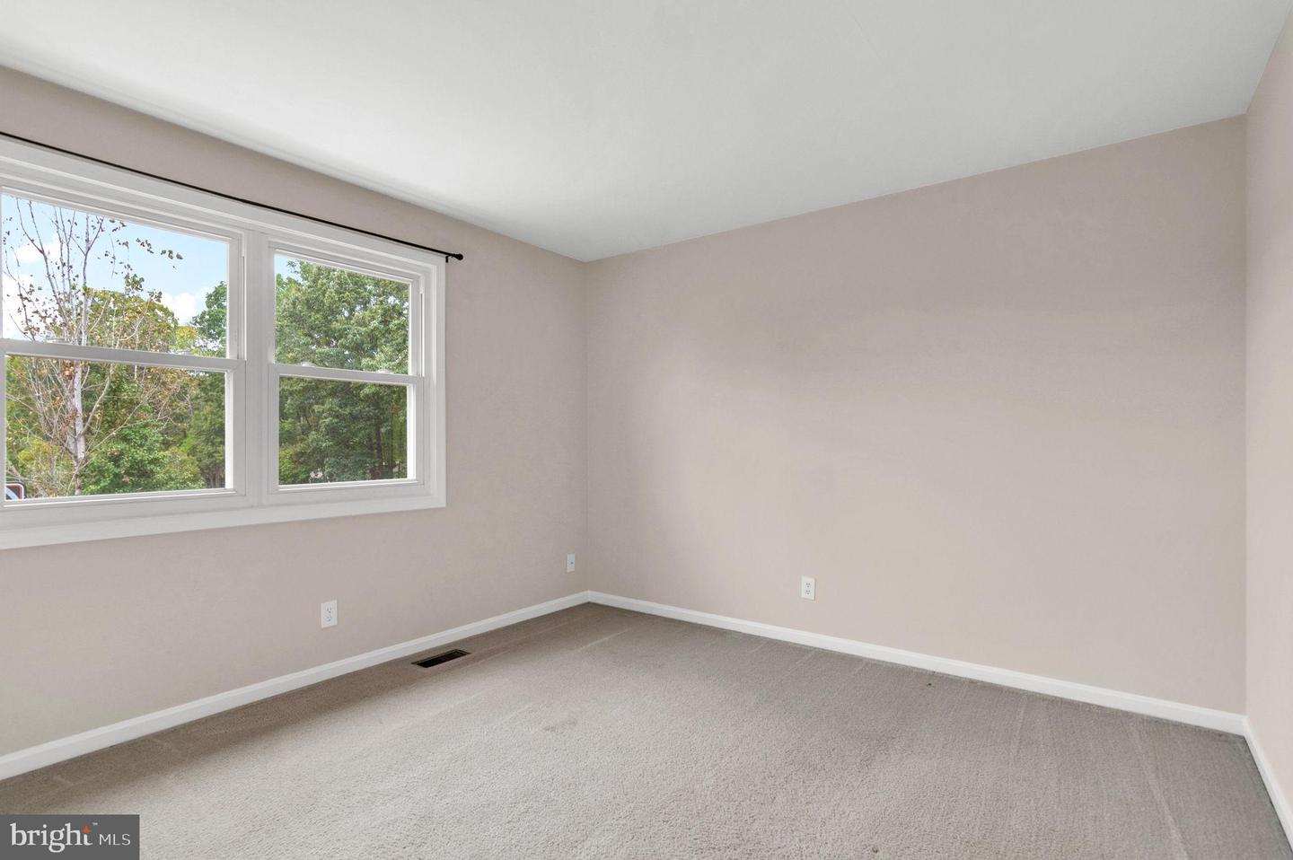 104 STEVENS DR, STAFFORD, Virginia 22556, 3 Bedrooms Bedrooms, 5 Rooms Rooms,2 BathroomsBathrooms,Residential,For sale,104 STEVENS DR,VAST2042800 MLS # VAST2042800