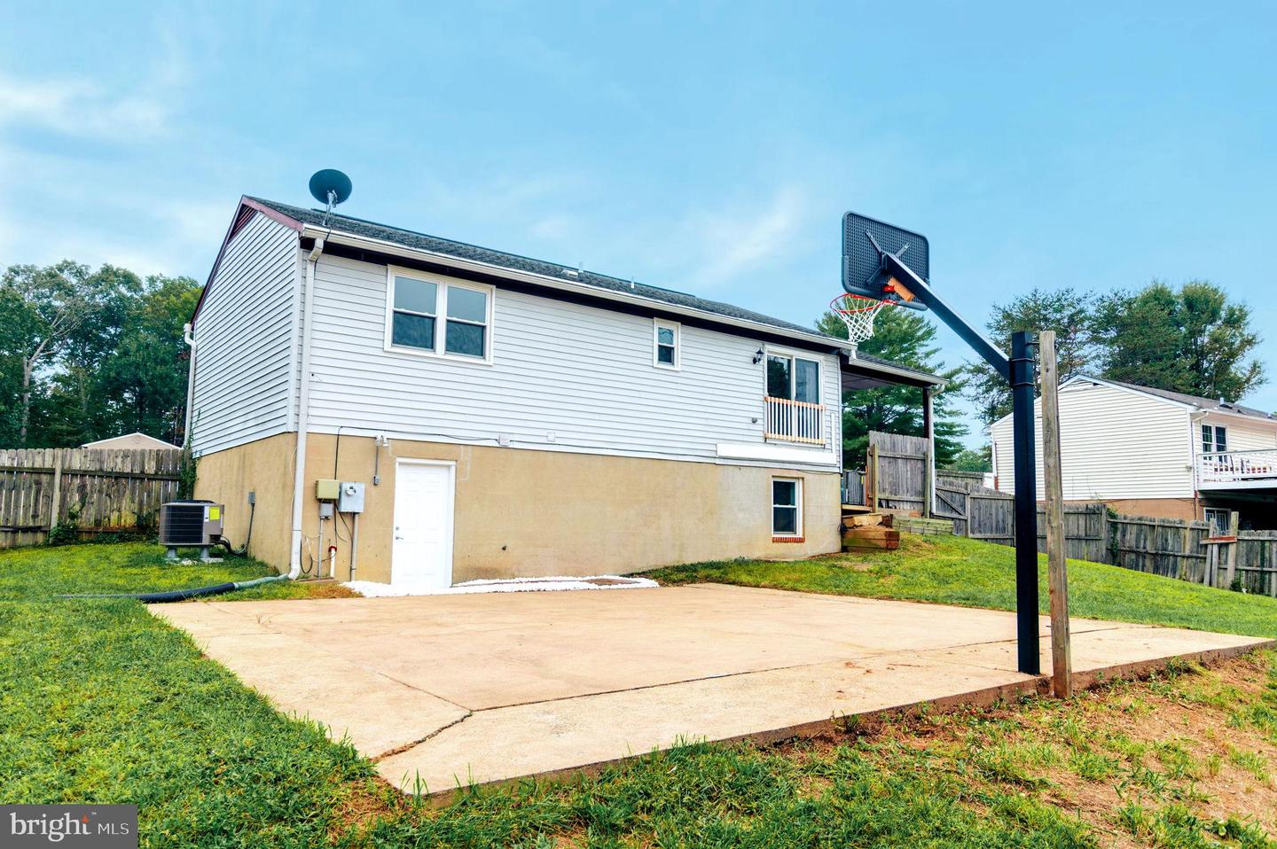 104 STEVENS DR, STAFFORD, Virginia 22556, 3 Bedrooms Bedrooms, 5 Rooms Rooms,2 BathroomsBathrooms,Residential,For sale,104 STEVENS DR,VAST2042800 MLS # VAST2042800