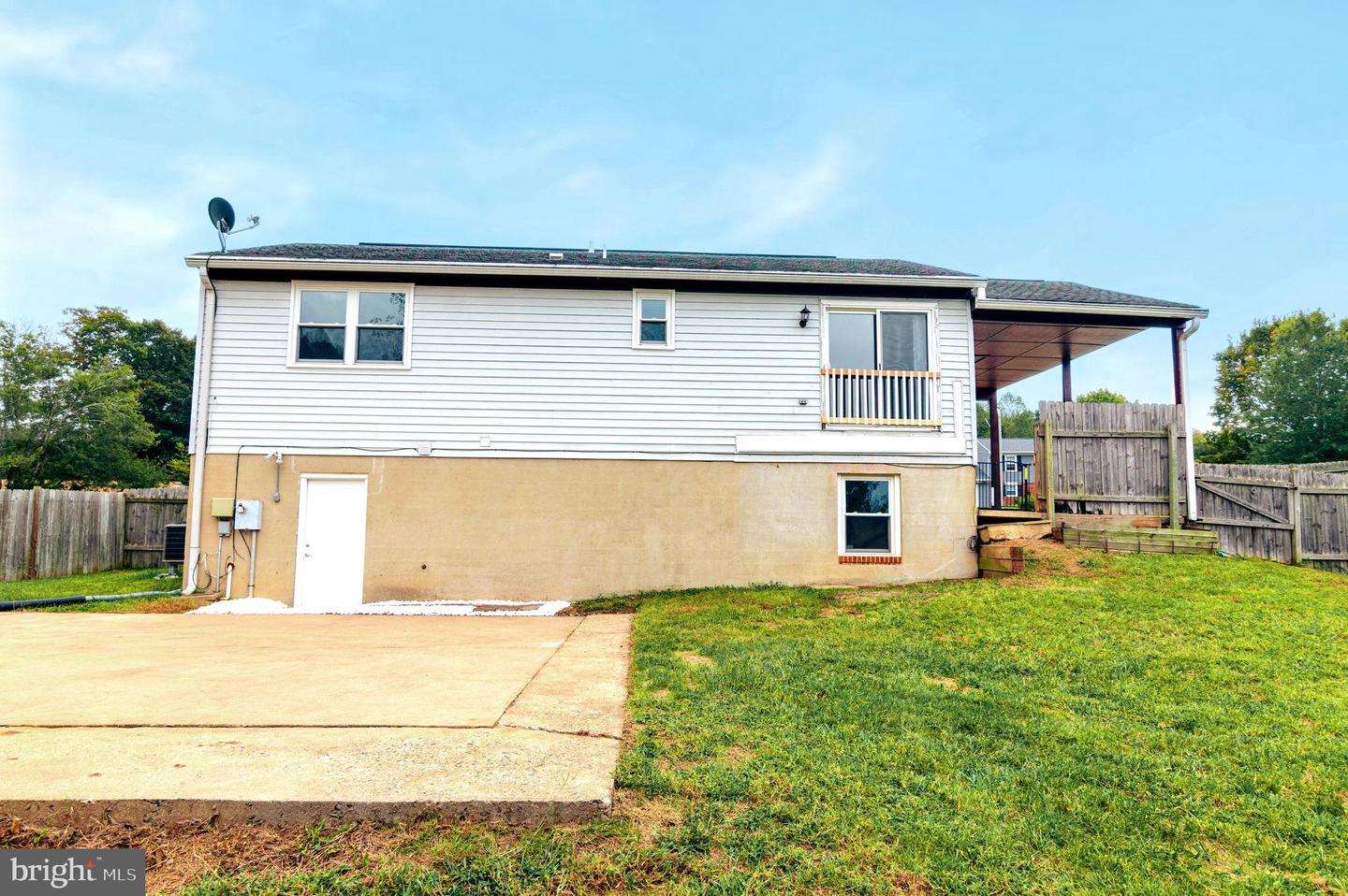 104 STEVENS DR, STAFFORD, Virginia 22556, 3 Bedrooms Bedrooms, 5 Rooms Rooms,2 BathroomsBathrooms,Residential,For sale,104 STEVENS DR,VAST2042800 MLS # VAST2042800