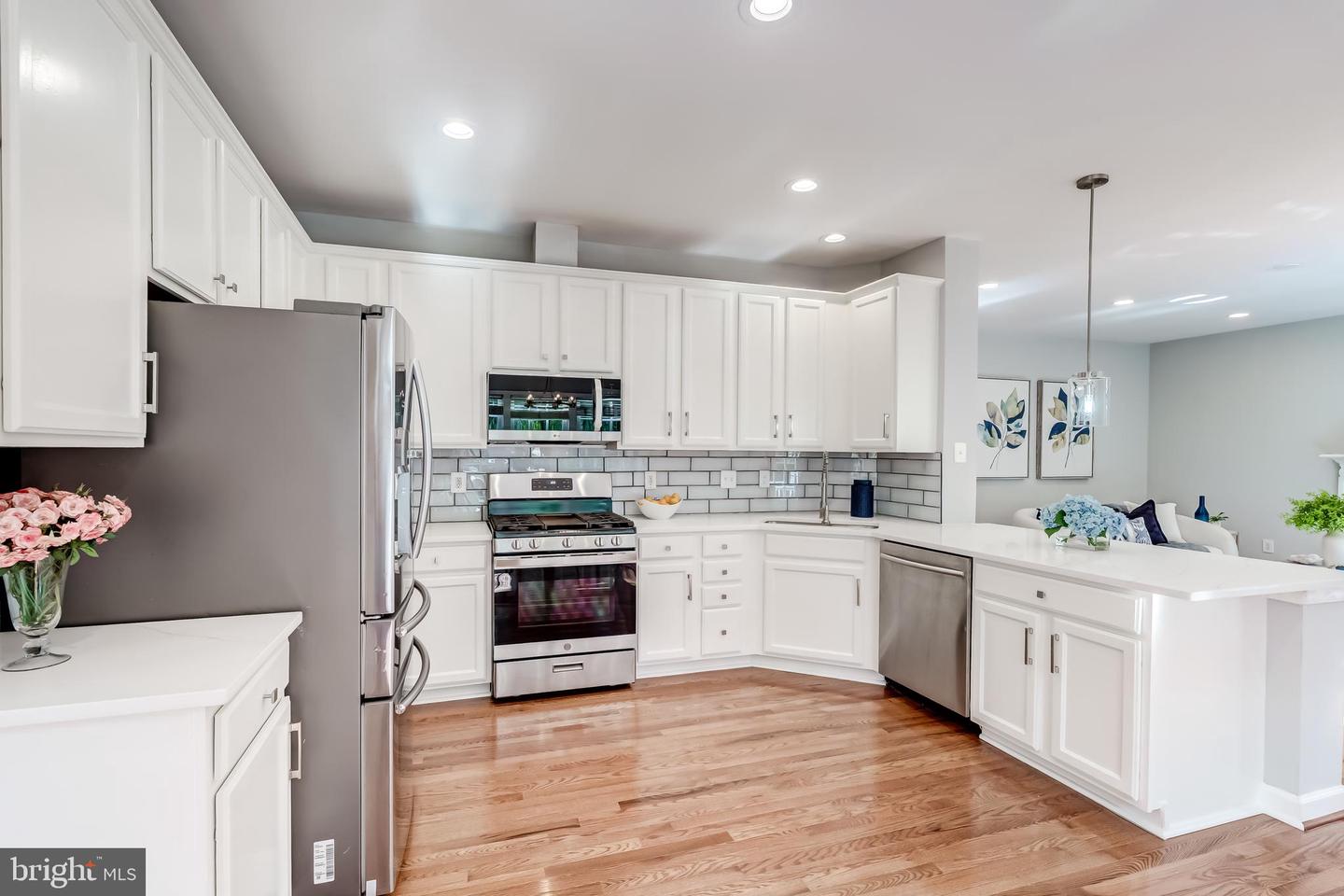 19111 CHARTIER DR, LEESBURG, Virginia 20176, 5 Bedrooms Bedrooms, ,3 BathroomsBathrooms,Residential,For sale,19111 CHARTIER DR,VALO2107260 MLS # VALO2107260