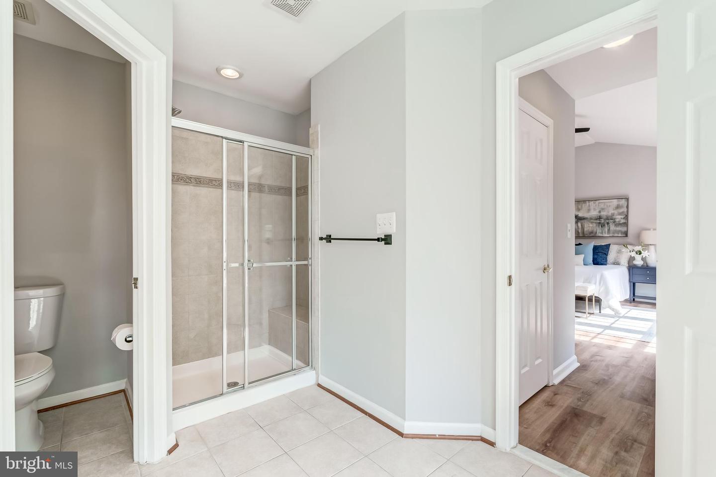 19111 CHARTIER DR, LEESBURG, Virginia 20176, 5 Bedrooms Bedrooms, ,3 BathroomsBathrooms,Residential,For sale,19111 CHARTIER DR,VALO2107260 MLS # VALO2107260