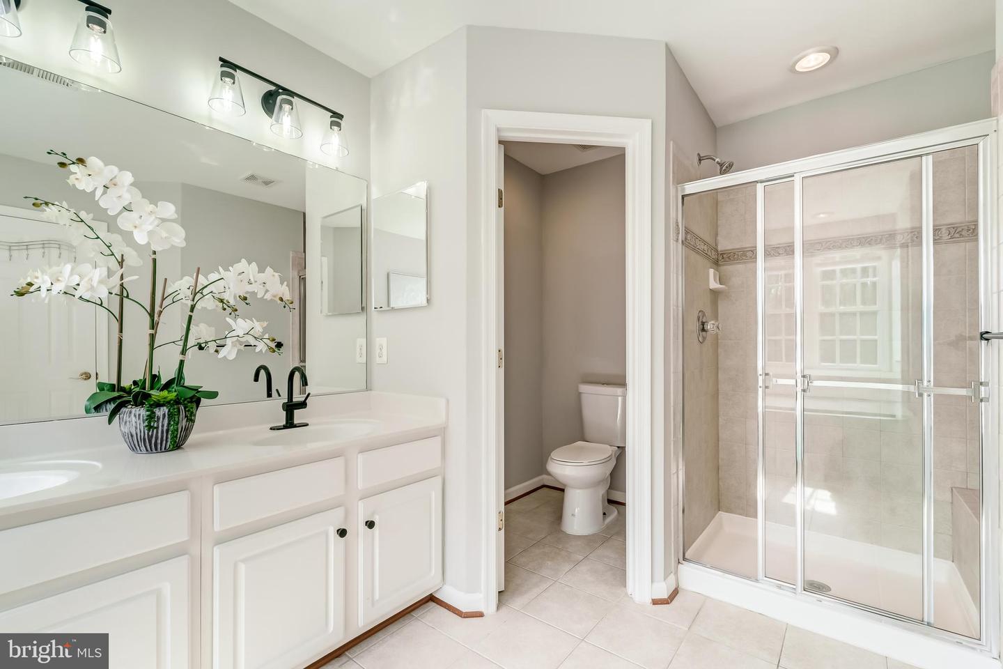 19111 CHARTIER DR, LEESBURG, Virginia 20176, 5 Bedrooms Bedrooms, ,3 BathroomsBathrooms,Residential,For sale,19111 CHARTIER DR,VALO2107260 MLS # VALO2107260