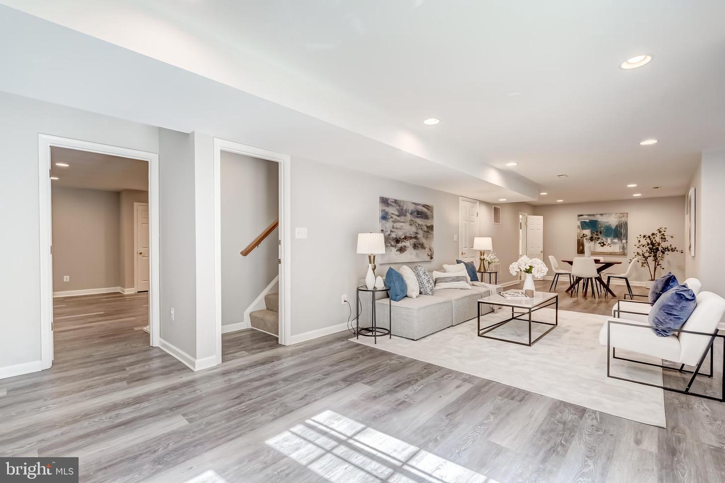 19111 CHARTIER DR, LEESBURG, Virginia 20176, 5 Bedrooms Bedrooms, ,3 BathroomsBathrooms,Residential,For sale,19111 CHARTIER DR,VALO2107260 MLS # VALO2107260