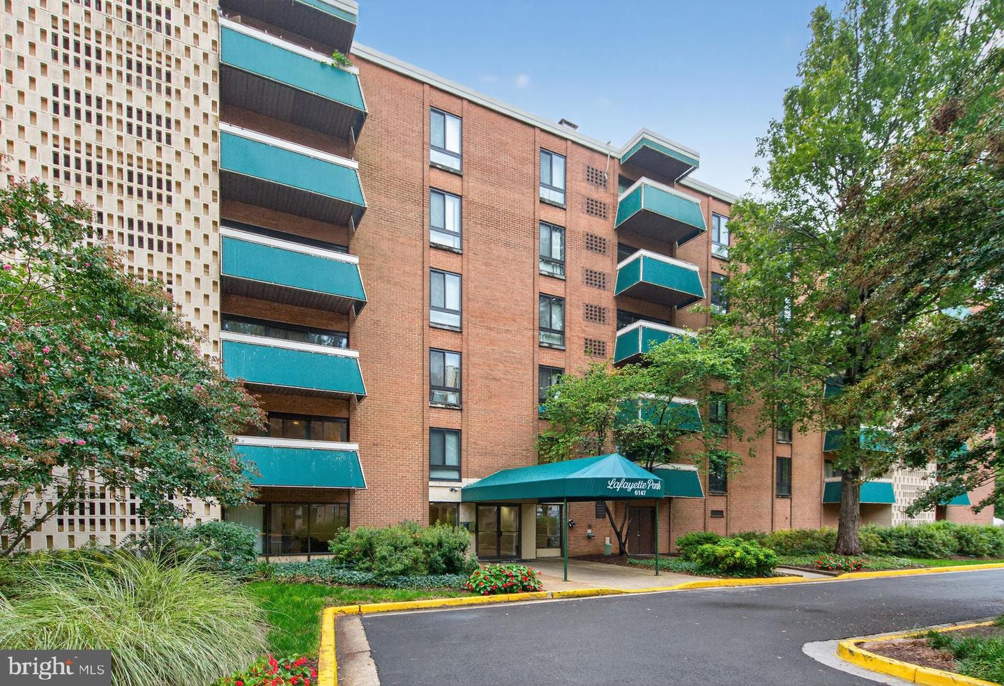 6147 LEESBURG PIKE #602, FALLS CHURCH, Virginia 22041, 1 Bedroom Bedrooms, ,1 BathroomBathrooms,Residential,For sale,6147 LEESBURG PIKE #602,VAFX2268492 MLS # VAFX2268492