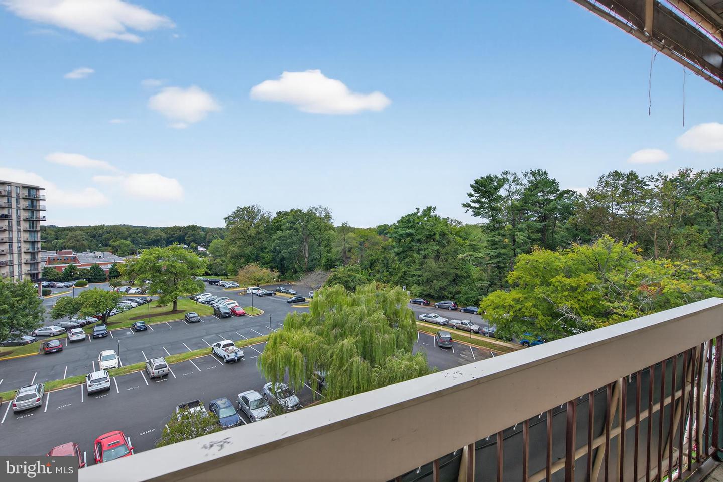 6147 LEESBURG PIKE #602, FALLS CHURCH, Virginia 22041, 1 Bedroom Bedrooms, ,1 BathroomBathrooms,Residential,For sale,6147 LEESBURG PIKE #602,VAFX2268492 MLS # VAFX2268492