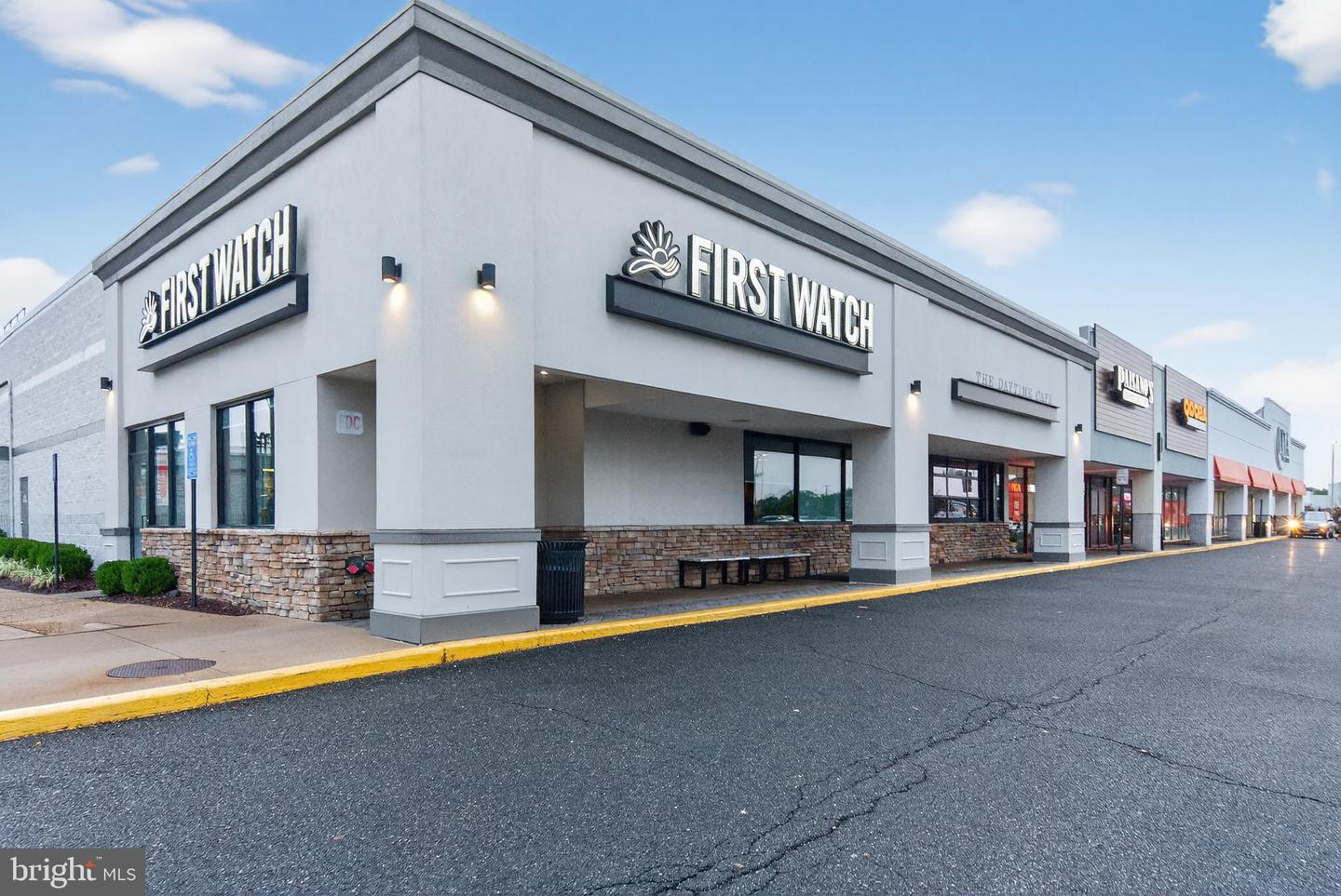 6147 LEESBURG PIKE #602, FALLS CHURCH, Virginia 22041, 1 Bedroom Bedrooms, ,1 BathroomBathrooms,Residential,For sale,6147 LEESBURG PIKE #602,VAFX2268492 MLS # VAFX2268492