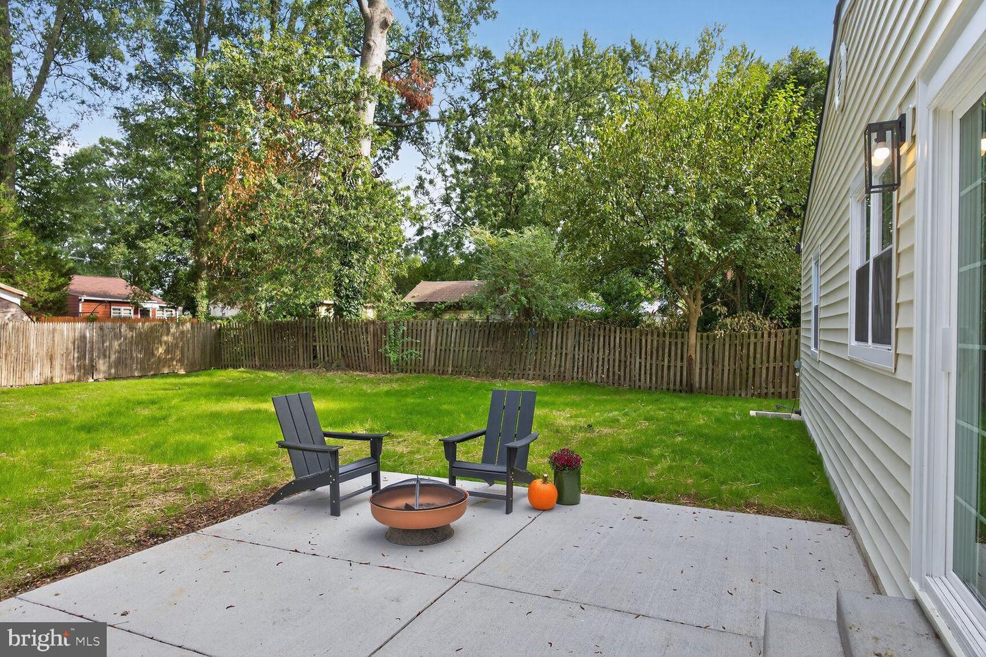 7911 MARTHA WASHINGTON ST, ALEXANDRIA, Virginia 22309, 3 Bedrooms Bedrooms, 7 Rooms Rooms,2 BathroomsBathrooms,Residential,For sale,7911 MARTHA WASHINGTON ST,VAFX2268500 MLS # VAFX2268500