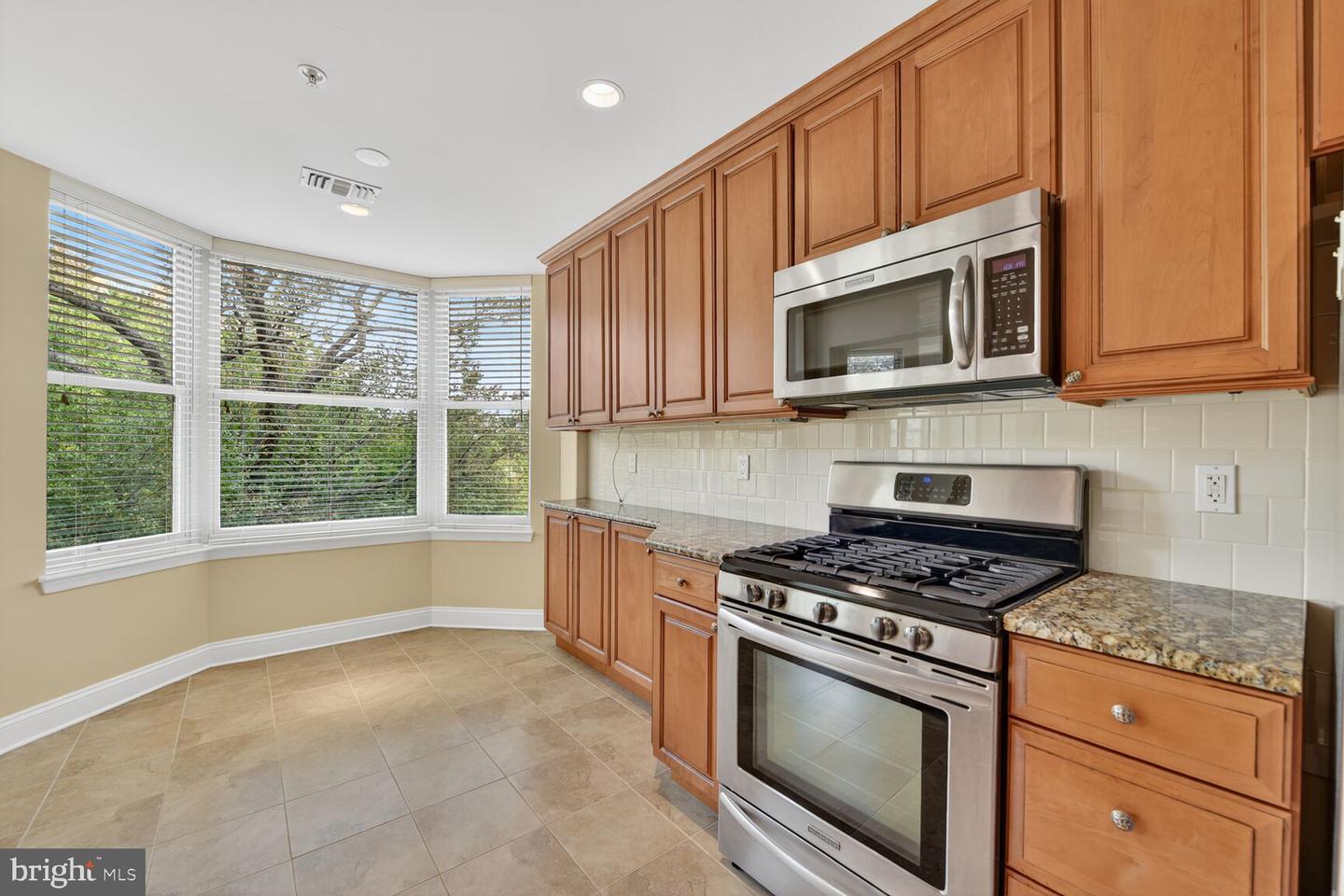 11776 STRATFORD HOUSE PL #507, RESTON, Virginia 20190, 2 Bedrooms Bedrooms, ,2 BathroomsBathrooms,Residential,For sale,11776 STRATFORD HOUSE PL #507,VAFX2268504 MLS # VAFX2268504