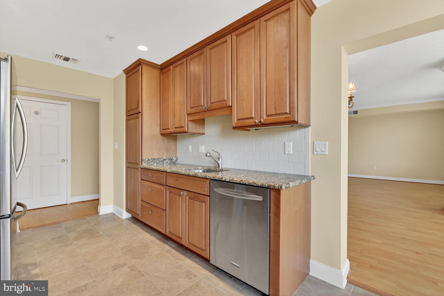 11776 STRATFORD HOUSE PL #507, RESTON, Virginia 20190, 2 Bedrooms Bedrooms, ,2 BathroomsBathrooms,Residential,For sale,11776 STRATFORD HOUSE PL #507,VAFX2268504 MLS # VAFX2268504