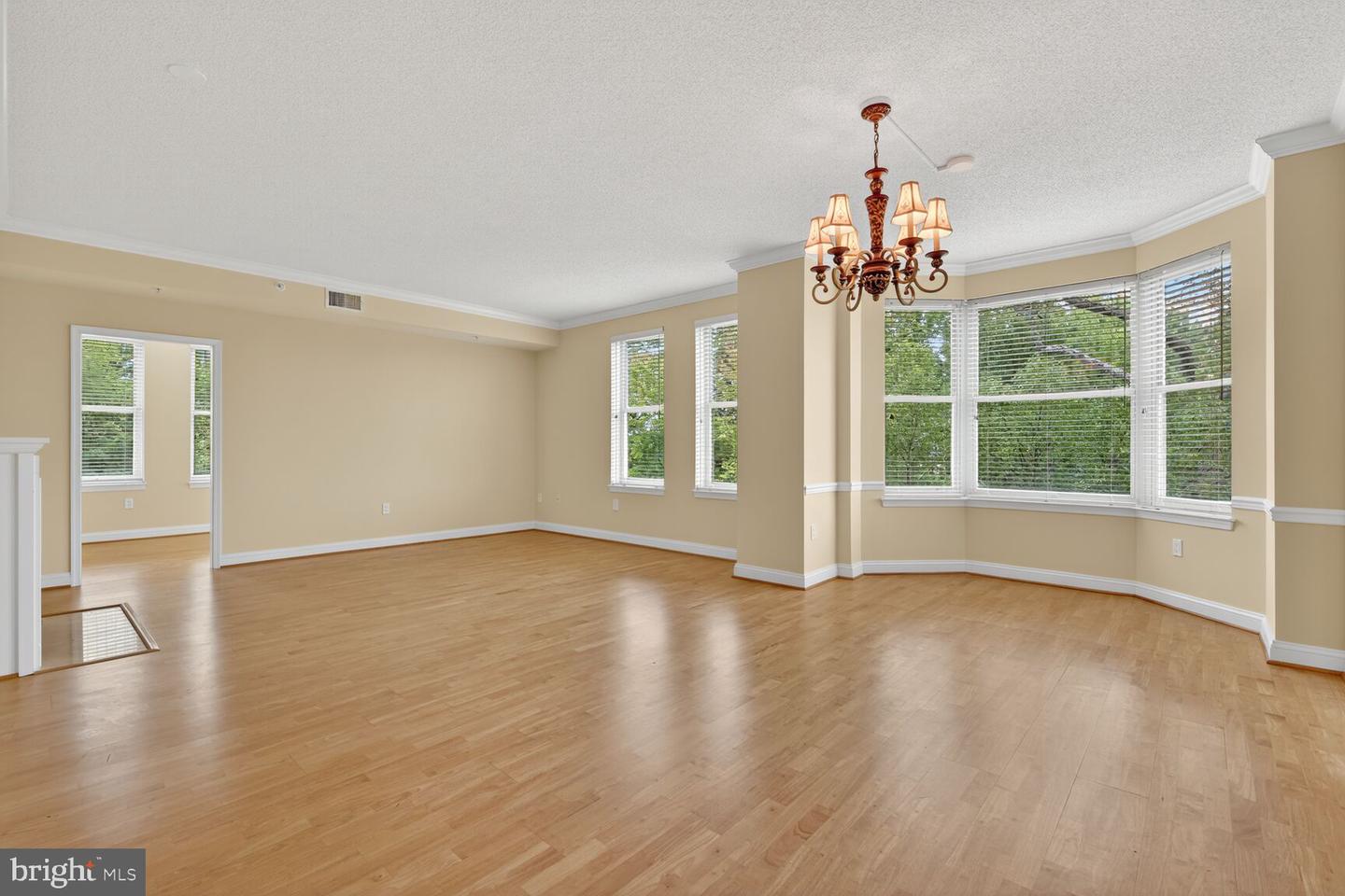 11776 STRATFORD HOUSE PL #507, RESTON, Virginia 20190, 2 Bedrooms Bedrooms, ,2 BathroomsBathrooms,Residential,For sale,11776 STRATFORD HOUSE PL #507,VAFX2268504 MLS # VAFX2268504