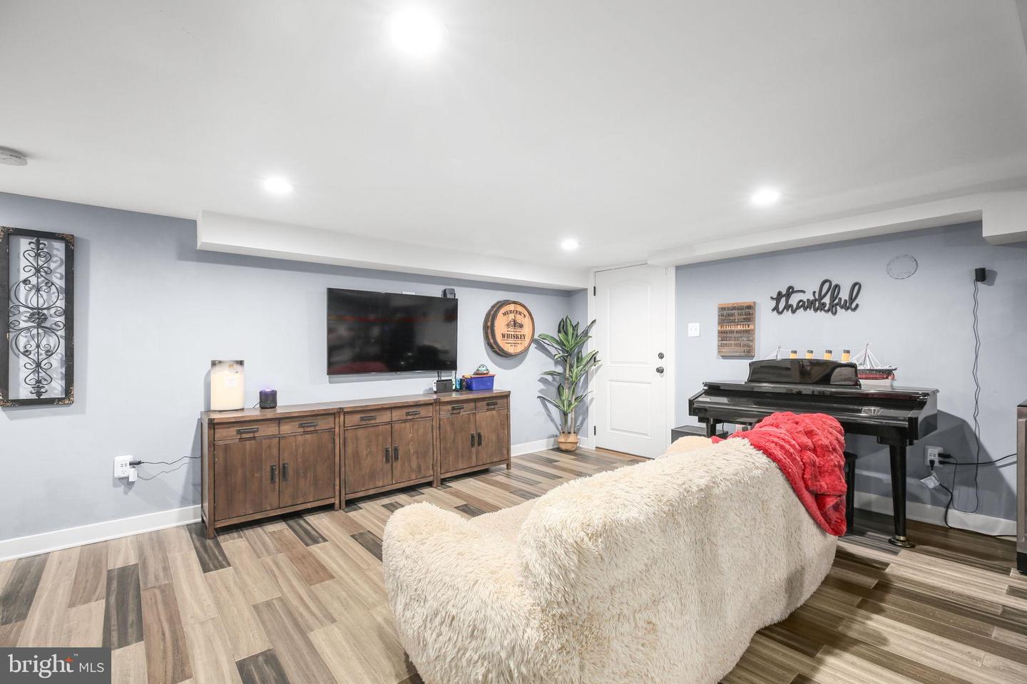 600 RAMOTH CHURCH RD, FREDERICKSBURG, Virginia 22406, 4 Bedrooms Bedrooms, ,2 BathroomsBathrooms,Residential,For sale,600 RAMOTH CHURCH RD,VAST2042816 MLS # VAST2042816
