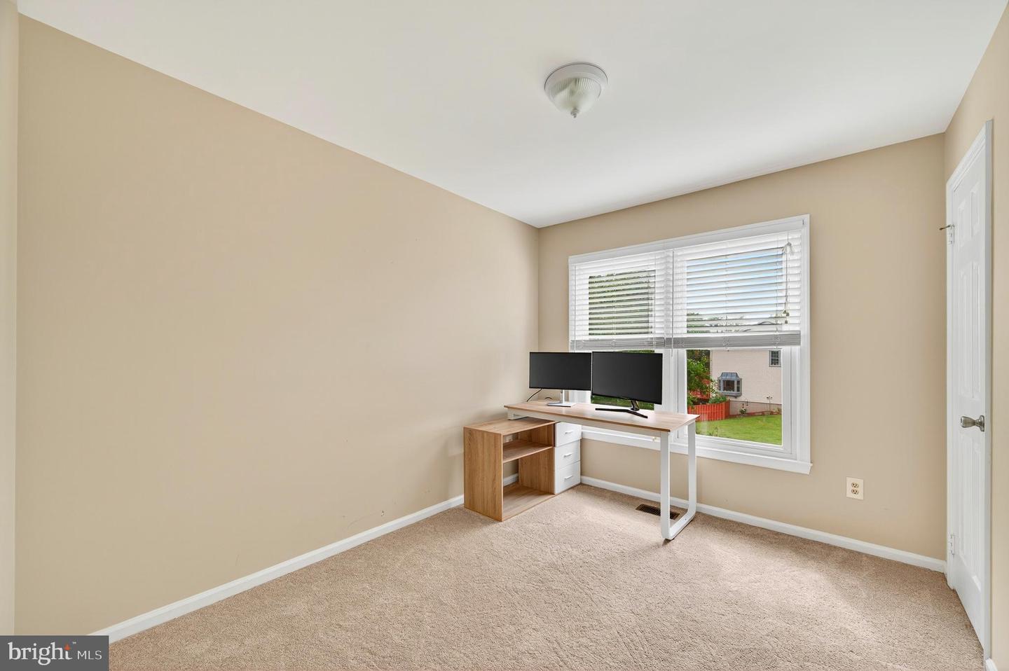 5191 GLEN MEADOW DR, CENTREVILLE, Virginia 20120, 4 Bedrooms Bedrooms, ,2 BathroomsBathrooms,Residential,For sale,5191 GLEN MEADOW DR,VAFX2268536 MLS # VAFX2268536