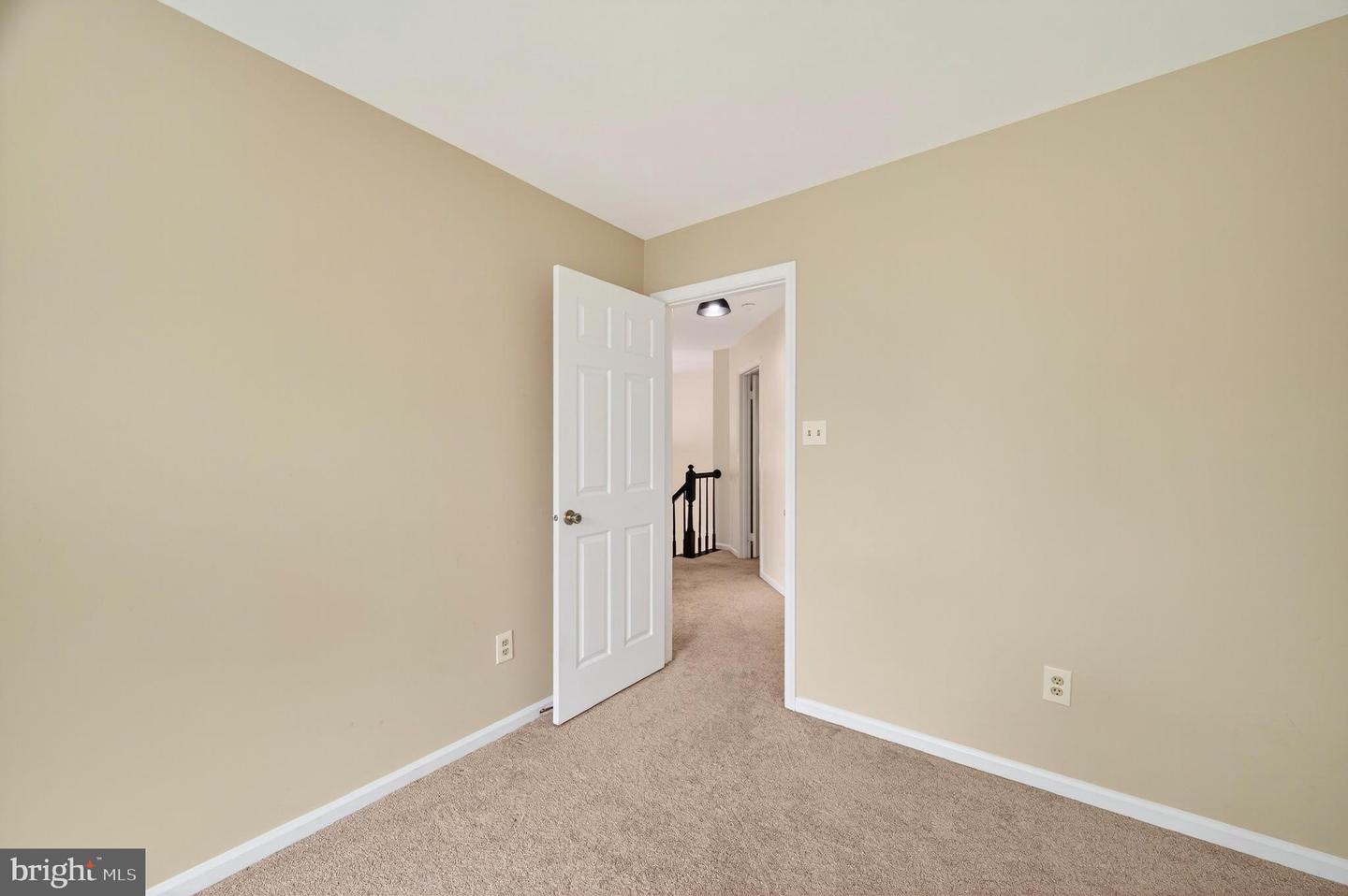 5191 GLEN MEADOW DR, CENTREVILLE, Virginia 20120, 4 Bedrooms Bedrooms, ,2 BathroomsBathrooms,Residential,For sale,5191 GLEN MEADOW DR,VAFX2268536 MLS # VAFX2268536