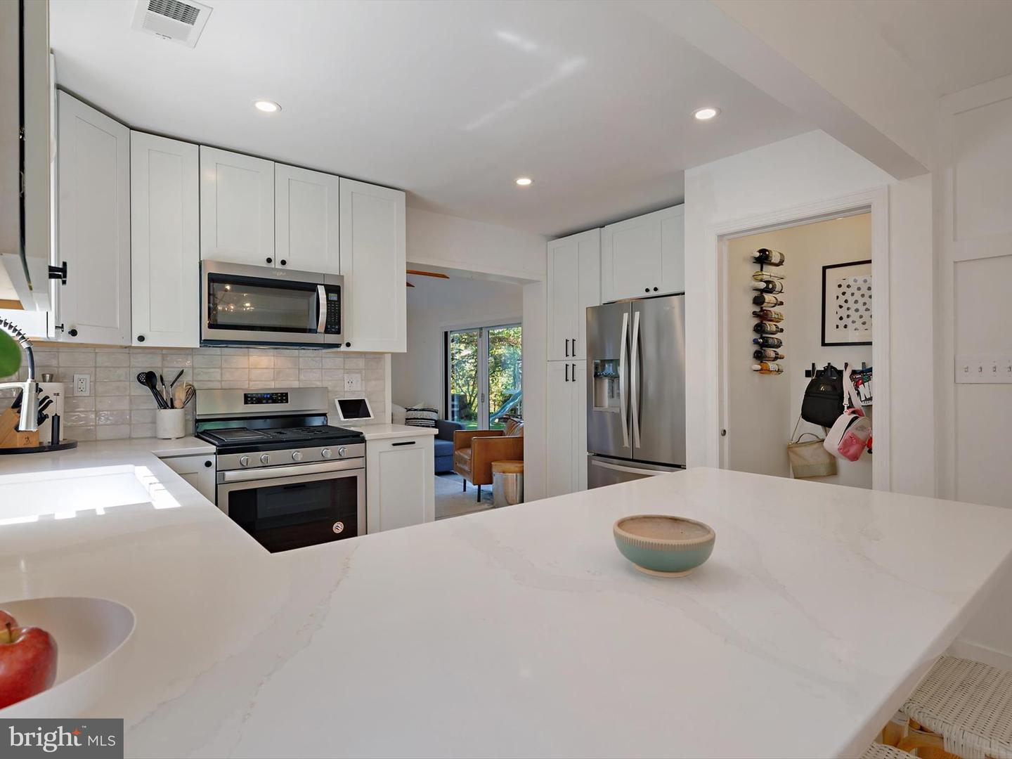2040 N WOODSTOCK ST, ARLINGTON, Virginia 22207, 5 Bedrooms Bedrooms, ,2 BathroomsBathrooms,Residential,For sale,2040 N WOODSTOCK ST,VAAR2064034 MLS # VAAR2064034