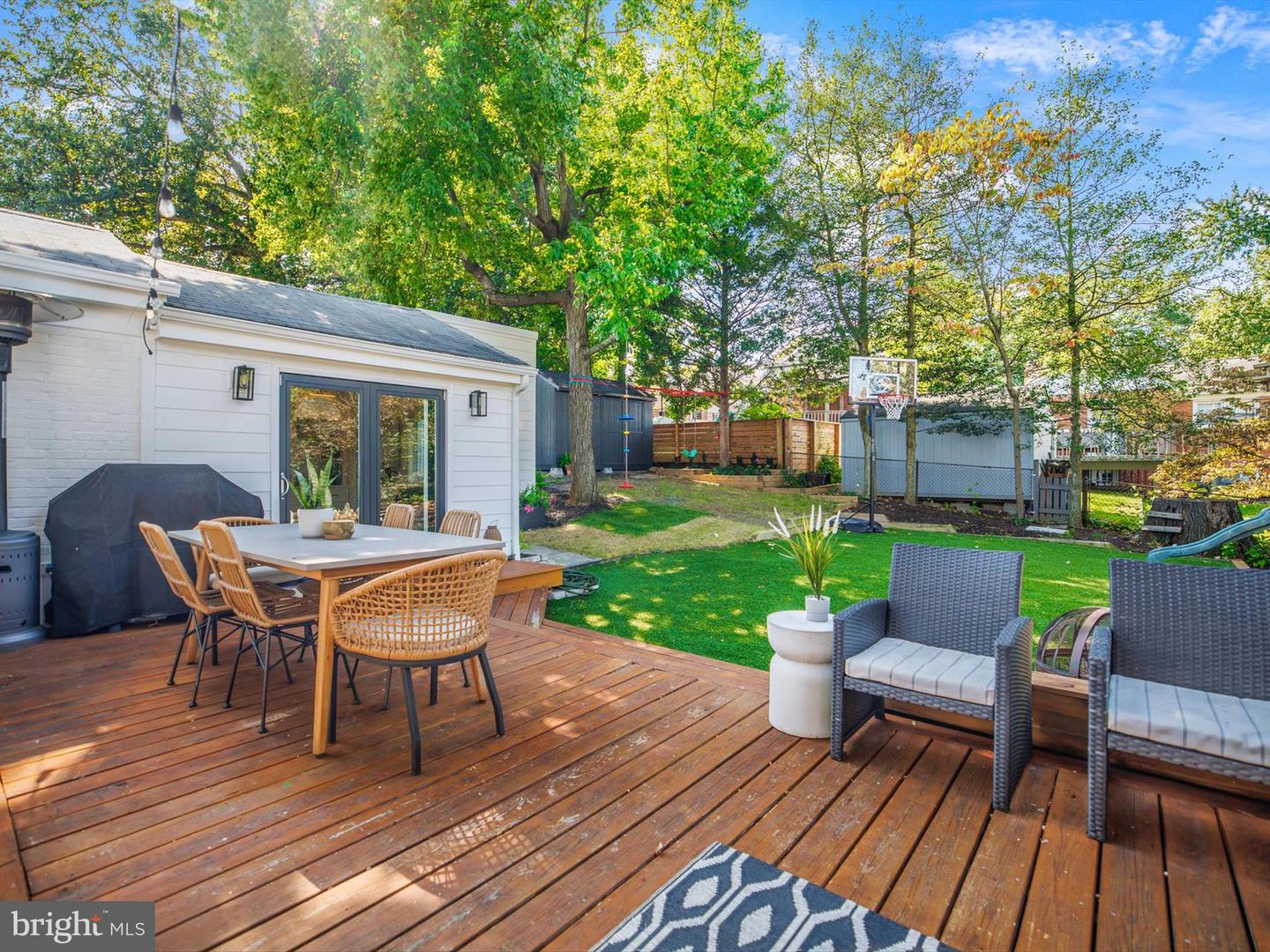 2040 N WOODSTOCK ST, ARLINGTON, Virginia 22207, 5 Bedrooms Bedrooms, ,2 BathroomsBathrooms,Residential,For sale,2040 N WOODSTOCK ST,VAAR2064034 MLS # VAAR2064034