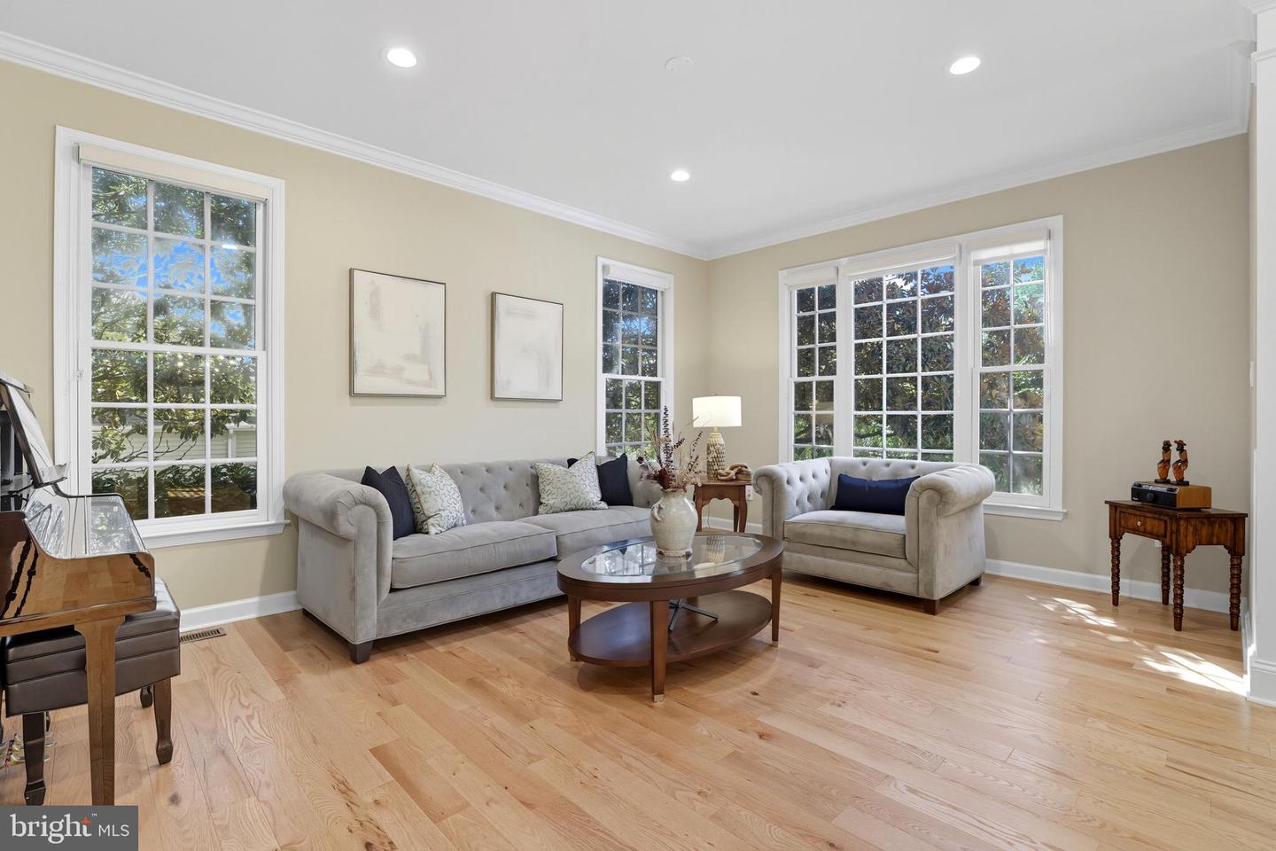 4769 SUN ORCHARD DR, CHANTILLY, Virginia 20151, 6 Bedrooms Bedrooms, ,4 BathroomsBathrooms,Residential,For sale,4769 SUN ORCHARD DR,VAFX2268554 MLS # VAFX2268554