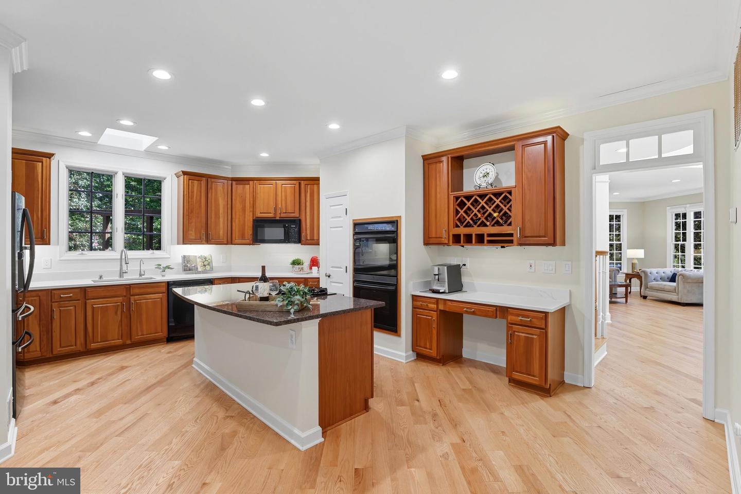 4769 SUN ORCHARD DR, CHANTILLY, Virginia 20151, 6 Bedrooms Bedrooms, ,4 BathroomsBathrooms,Residential,For sale,4769 SUN ORCHARD DR,VAFX2268554 MLS # VAFX2268554