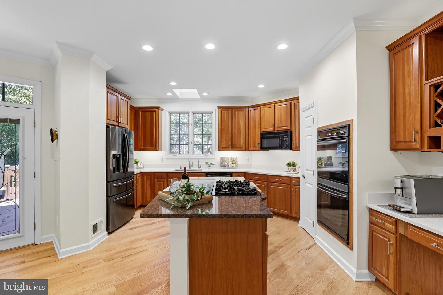 4769 SUN ORCHARD DR, CHANTILLY, Virginia 20151, 6 Bedrooms Bedrooms, ,4 BathroomsBathrooms,Residential,For sale,4769 SUN ORCHARD DR,VAFX2268554 MLS # VAFX2268554