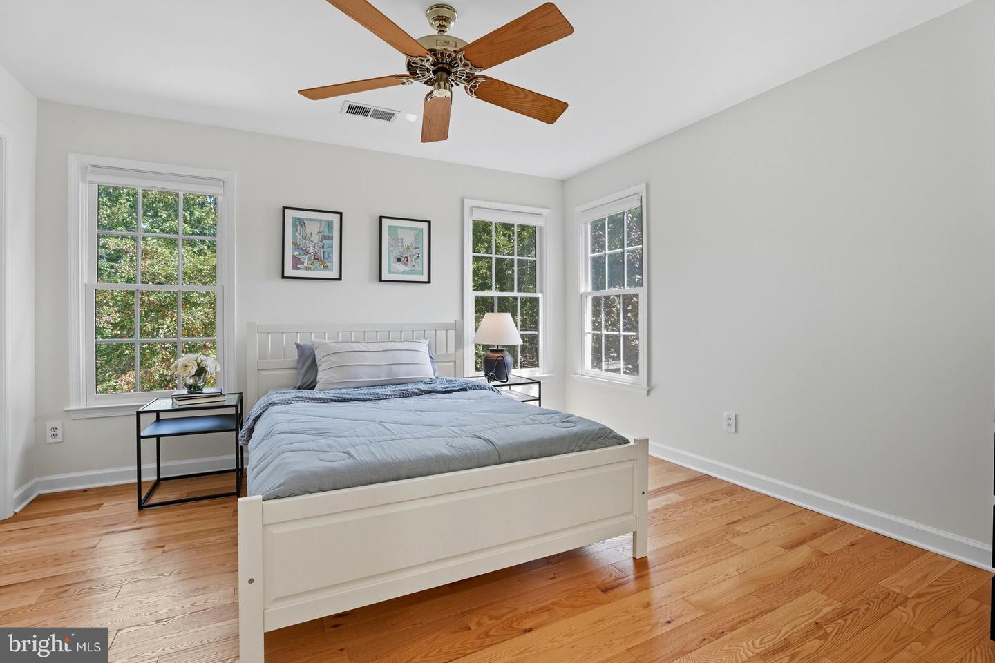 4769 SUN ORCHARD DR, CHANTILLY, Virginia 20151, 6 Bedrooms Bedrooms, ,4 BathroomsBathrooms,Residential,For sale,4769 SUN ORCHARD DR,VAFX2268554 MLS # VAFX2268554