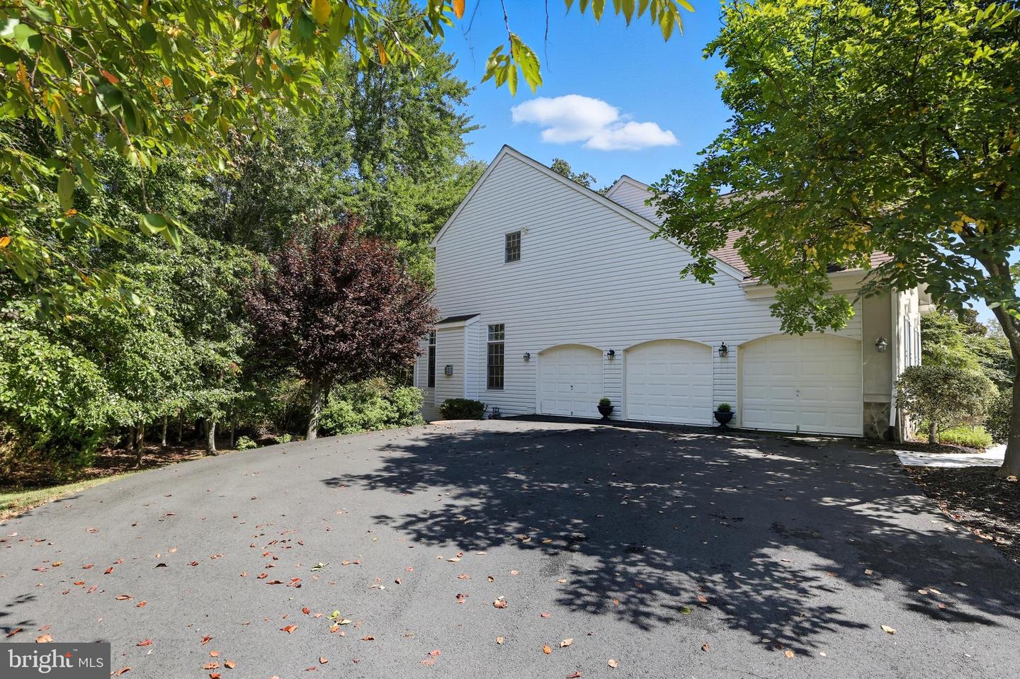 4769 SUN ORCHARD DR, CHANTILLY, Virginia 20151, 6 Bedrooms Bedrooms, ,4 BathroomsBathrooms,Residential,For sale,4769 SUN ORCHARD DR,VAFX2268554 MLS # VAFX2268554