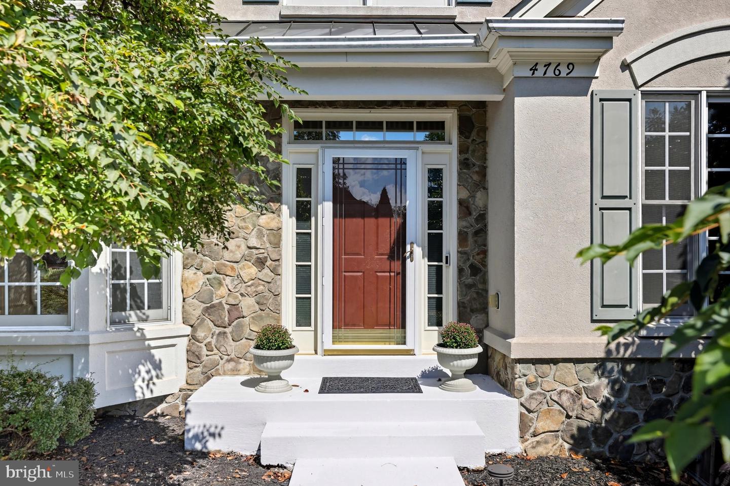 4769 SUN ORCHARD DR, CHANTILLY, Virginia 20151, 6 Bedrooms Bedrooms, ,4 BathroomsBathrooms,Residential,For sale,4769 SUN ORCHARD DR,VAFX2268554 MLS # VAFX2268554