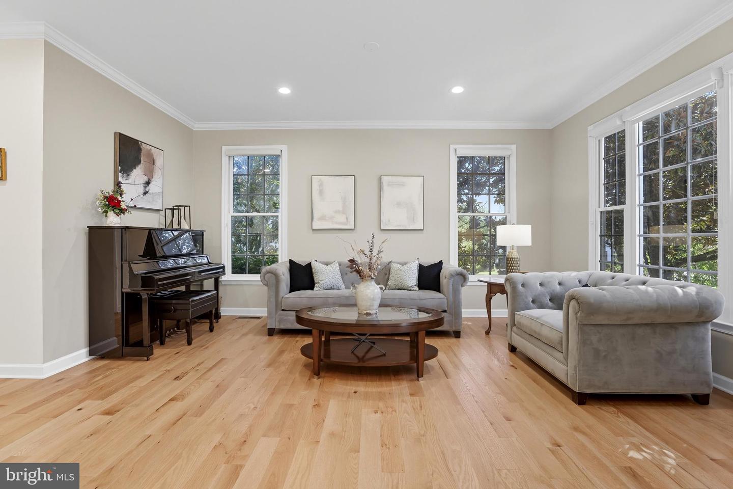 4769 SUN ORCHARD DR, CHANTILLY, Virginia 20151, 6 Bedrooms Bedrooms, ,4 BathroomsBathrooms,Residential,For sale,4769 SUN ORCHARD DR,VAFX2268554 MLS # VAFX2268554