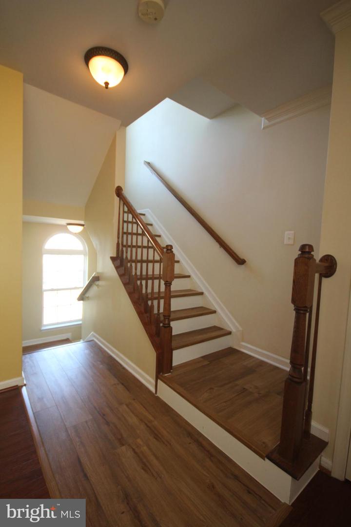 14211-B SAINT GERMAIN DR #26, CENTREVILLE, Virginia 20121, 3 Bedrooms Bedrooms, 11 Rooms Rooms,2 BathroomsBathrooms,Residential,For sale,14211-B SAINT GERMAIN DR #26,VAFX2268570 MLS # VAFX2268570