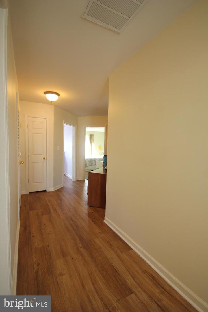 14211-B SAINT GERMAIN DR #26, CENTREVILLE, Virginia 20121, 3 Bedrooms Bedrooms, 11 Rooms Rooms,2 BathroomsBathrooms,Residential,For sale,14211-B SAINT GERMAIN DR #26,VAFX2268570 MLS # VAFX2268570