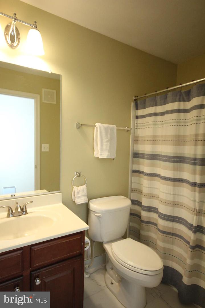 14211-B SAINT GERMAIN DR #26, CENTREVILLE, Virginia 20121, 3 Bedrooms Bedrooms, 11 Rooms Rooms,2 BathroomsBathrooms,Residential,For sale,14211-B SAINT GERMAIN DR #26,VAFX2268570 MLS # VAFX2268570
