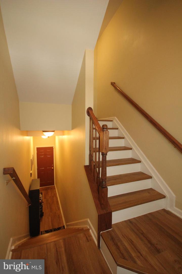 14211-B SAINT GERMAIN DR #26, CENTREVILLE, Virginia 20121, 3 Bedrooms Bedrooms, 11 Rooms Rooms,2 BathroomsBathrooms,Residential,For sale,14211-B SAINT GERMAIN DR #26,VAFX2268570 MLS # VAFX2268570