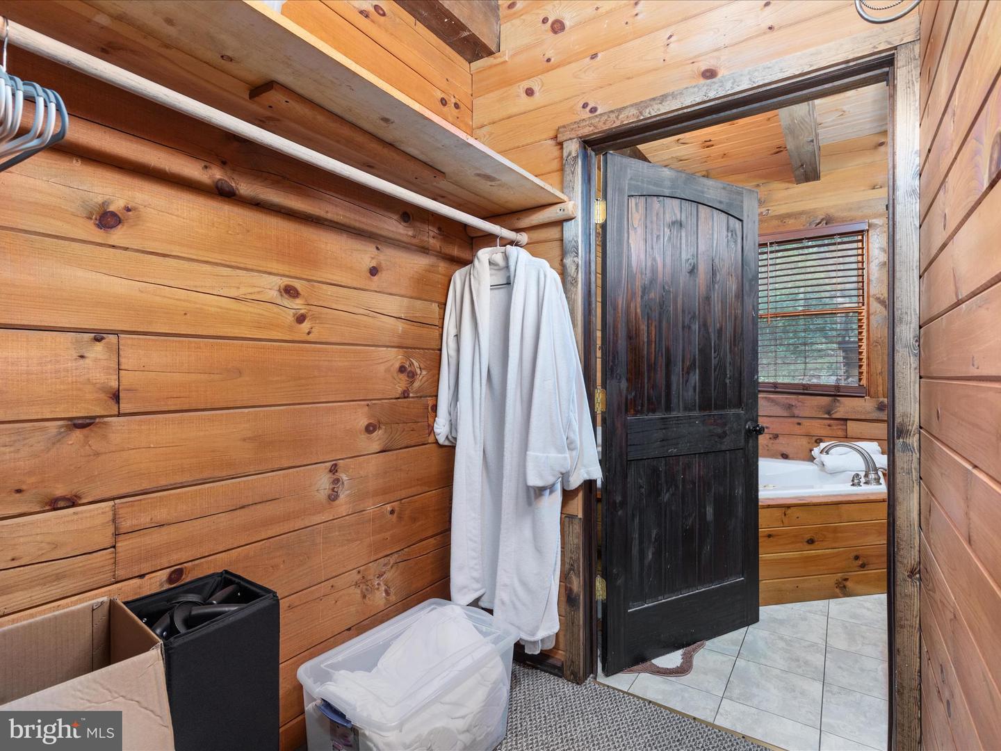 193 ASH LN, MOUNT JACKSON, Virginia 22842, 5 Bedrooms Bedrooms, ,3 BathroomsBathrooms,Residential,For sale,193 ASH LN,VASH2012600 MLS # VASH2012600
