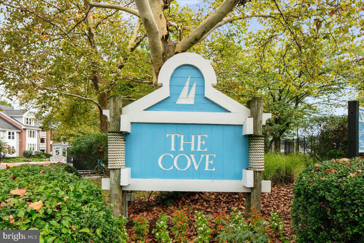 3150-L COVEWOOD CT #L, FALLS CHURCH, Virginia 22042, 1 Bedroom Bedrooms, ,1 BathroomBathrooms,Residential,For sale,3150-L COVEWOOD CT #L,VAFX2268590 MLS # VAFX2268590