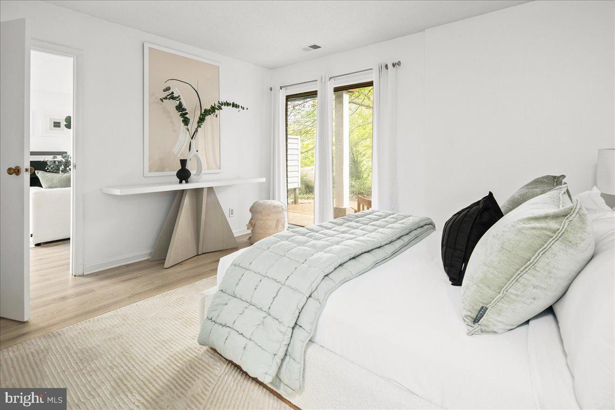 3150-L COVEWOOD CT #L, FALLS CHURCH, Virginia 22042, 1 Bedroom Bedrooms, ,1 BathroomBathrooms,Residential,For sale,3150-L COVEWOOD CT #L,VAFX2268590 MLS # VAFX2268590