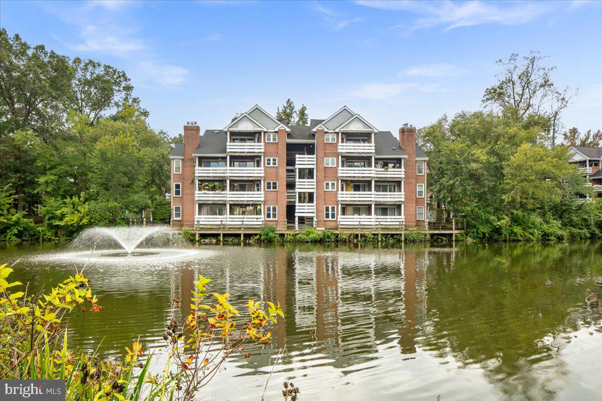 3150-L COVEWOOD CT #L, FALLS CHURCH, Virginia 22042, 1 Bedroom Bedrooms, ,1 BathroomBathrooms,Residential,For sale,3150-L COVEWOOD CT #L,VAFX2268590 MLS # VAFX2268590