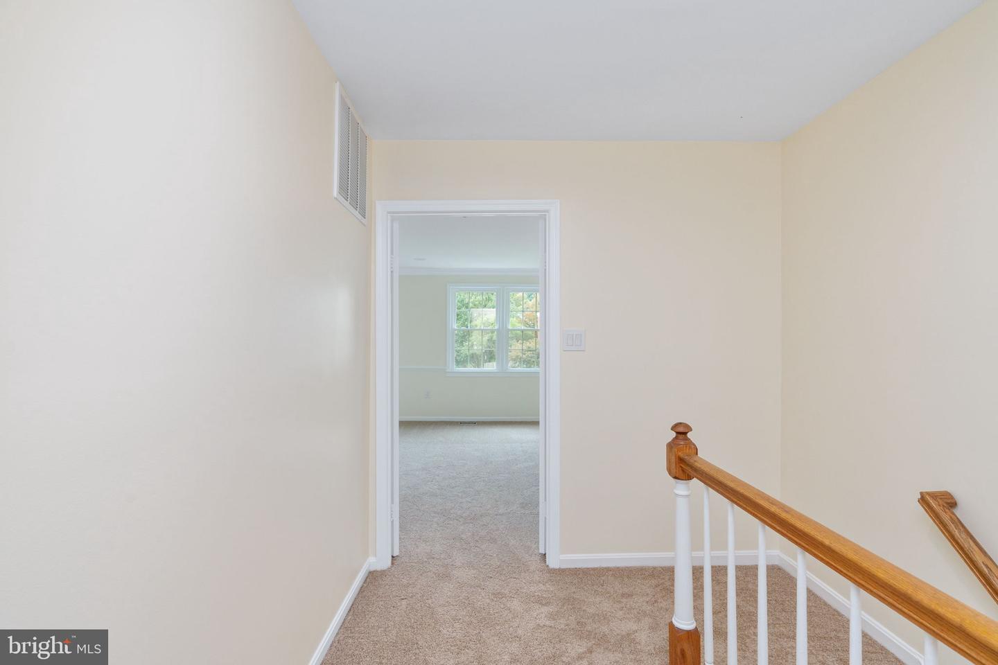 10425 CARRIAGEPARK CT, FAIRFAX, Virginia 22032, 4 Bedrooms Bedrooms, ,2 BathroomsBathrooms,Residential,For sale,10425 CARRIAGEPARK CT,VAFX2268604 MLS # VAFX2268604