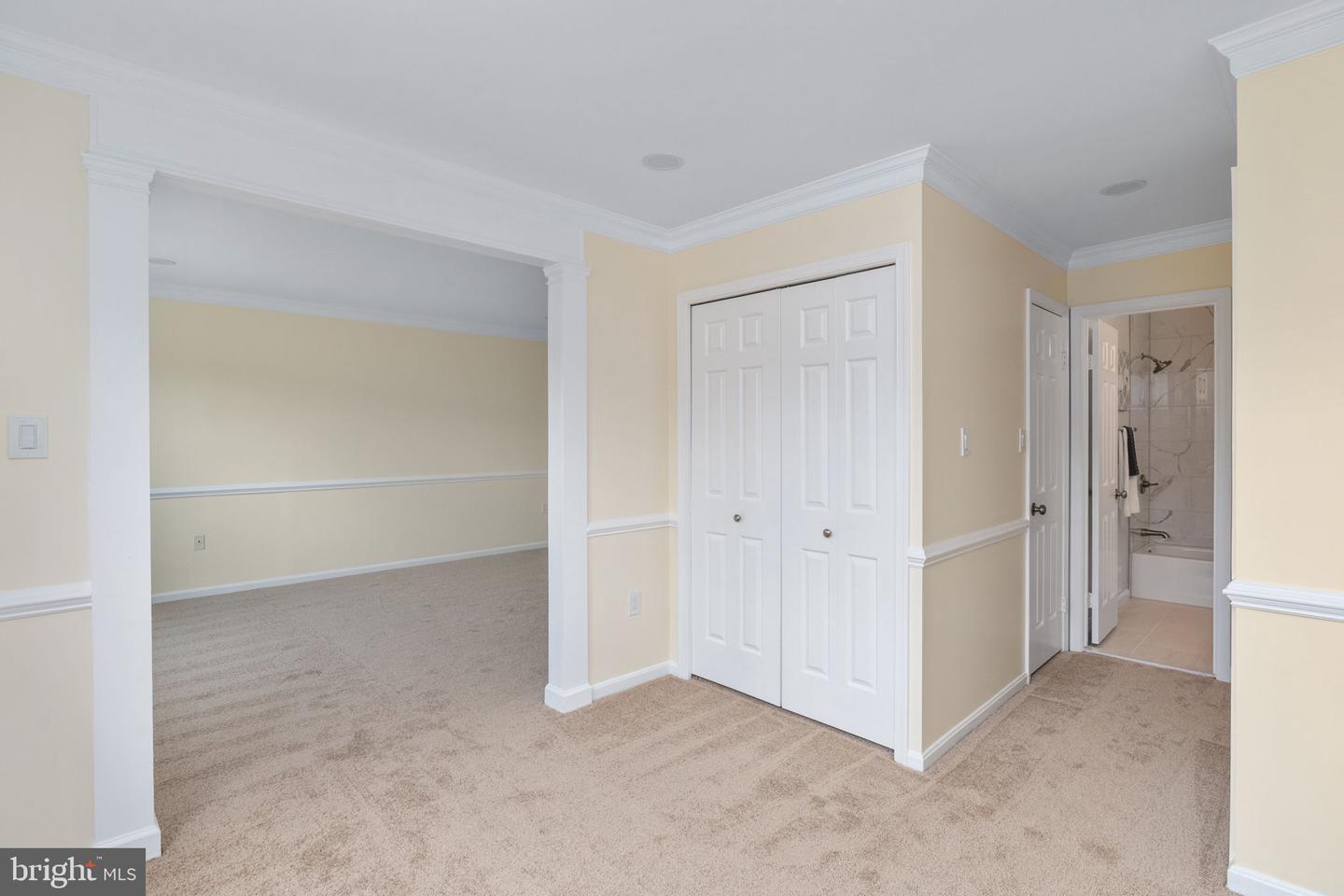 10425 CARRIAGEPARK CT, FAIRFAX, Virginia 22032, 4 Bedrooms Bedrooms, ,2 BathroomsBathrooms,Residential,For sale,10425 CARRIAGEPARK CT,VAFX2268604 MLS # VAFX2268604