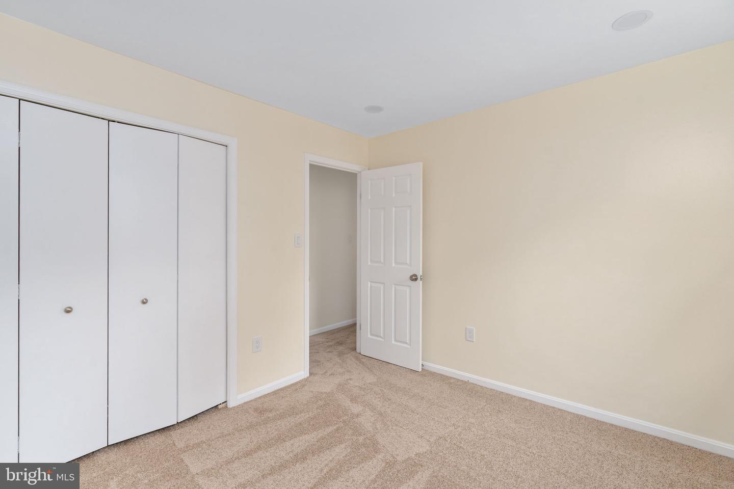 10425 CARRIAGEPARK CT, FAIRFAX, Virginia 22032, 4 Bedrooms Bedrooms, ,2 BathroomsBathrooms,Residential,For sale,10425 CARRIAGEPARK CT,VAFX2268604 MLS # VAFX2268604
