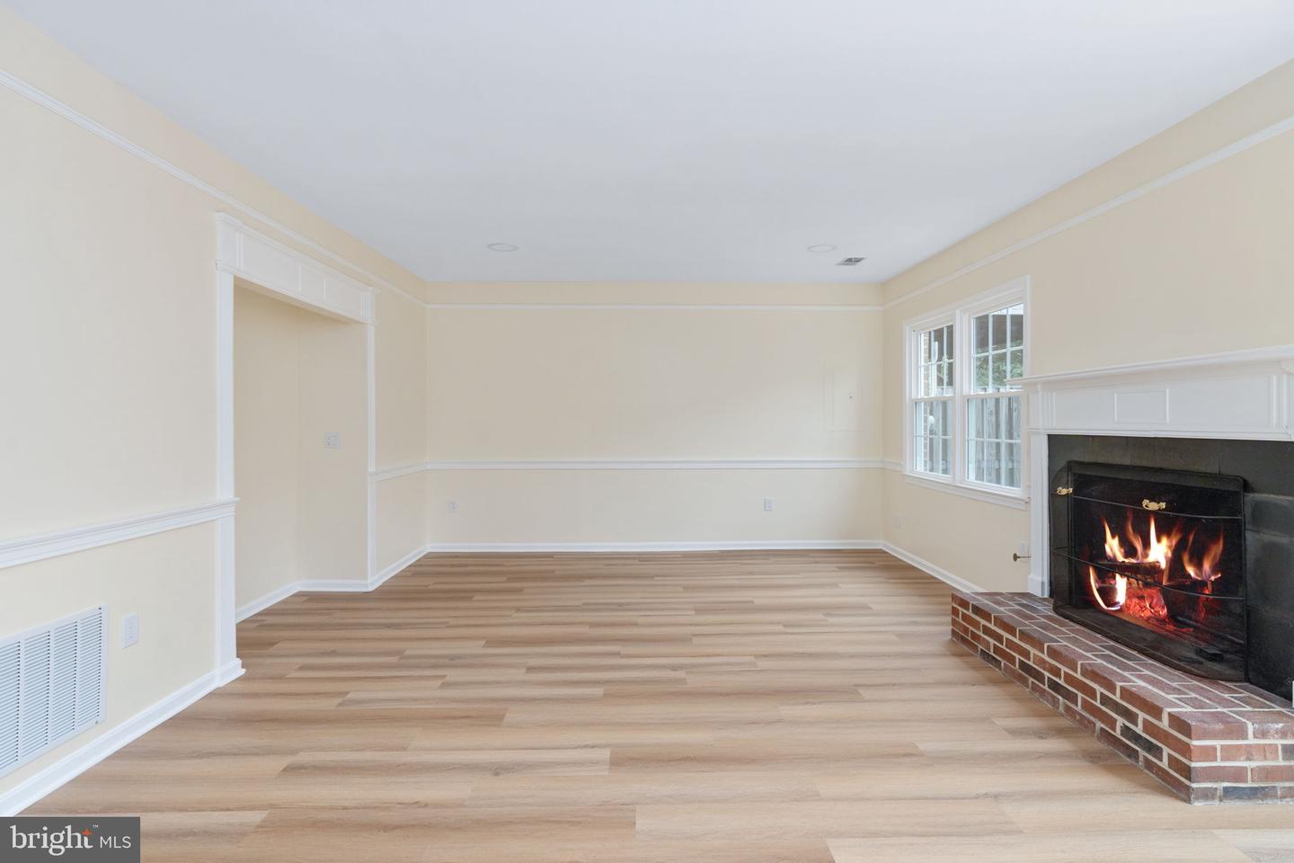 10425 CARRIAGEPARK CT, FAIRFAX, Virginia 22032, 4 Bedrooms Bedrooms, ,2 BathroomsBathrooms,Residential,For sale,10425 CARRIAGEPARK CT,VAFX2268604 MLS # VAFX2268604