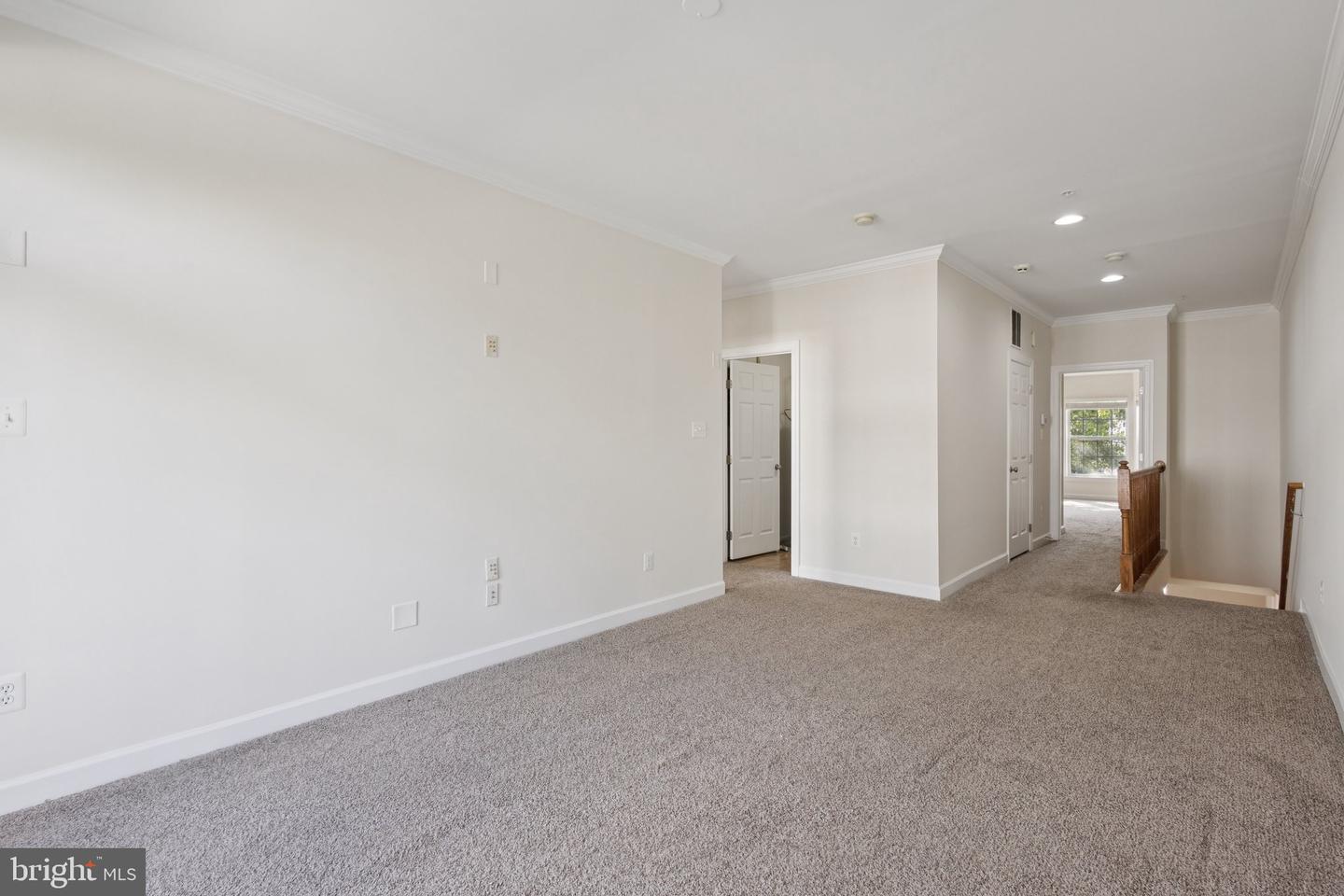 2576 EASTBOURNE DR, WOODBRIDGE, Virginia 22191, 2 Bedrooms Bedrooms, ,2 BathroomsBathrooms,Residential,For sale,2576 EASTBOURNE DR,VAPW2104568 MLS # VAPW2104568
