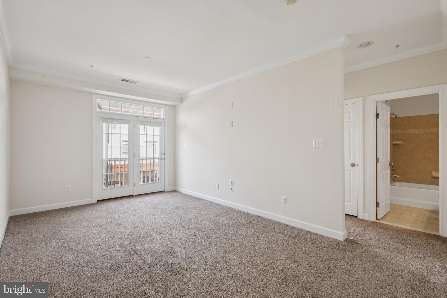 2576 EASTBOURNE DR, WOODBRIDGE, Virginia 22191, 2 Bedrooms Bedrooms, ,2 BathroomsBathrooms,Residential,For sale,2576 EASTBOURNE DR,VAPW2104568 MLS # VAPW2104568