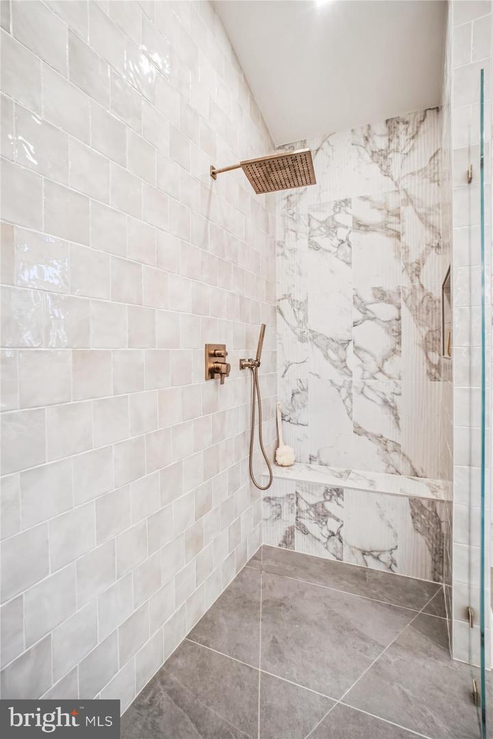 3126 HEADROW CIR, FALLS CHURCH, Virginia 22042, 5 Bedrooms Bedrooms, ,4 BathroomsBathrooms,Residential,For sale,3126 HEADROW CIR,VAFX2268594 MLS # VAFX2268594